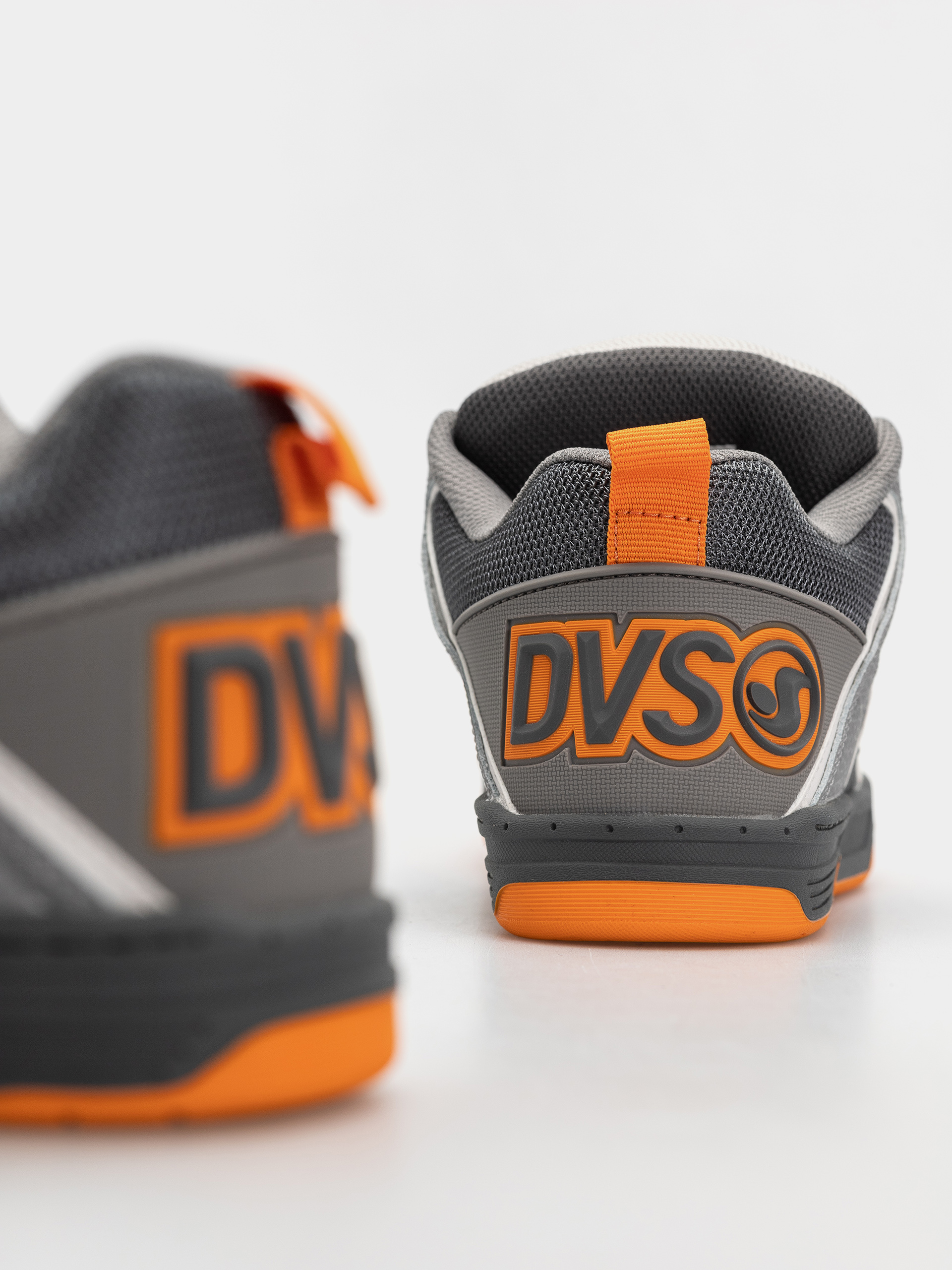 Cipők DVS Comanche (charcoal/grey/orange)