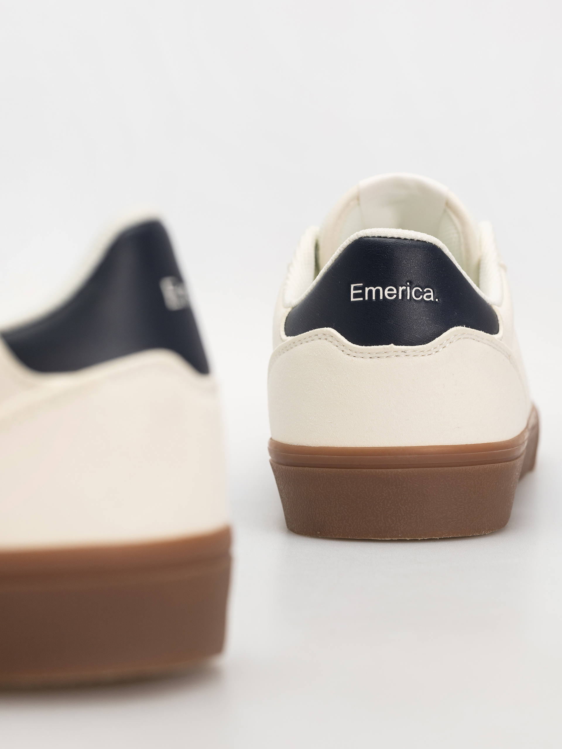 Emerica Moca Cipők (white/gum)