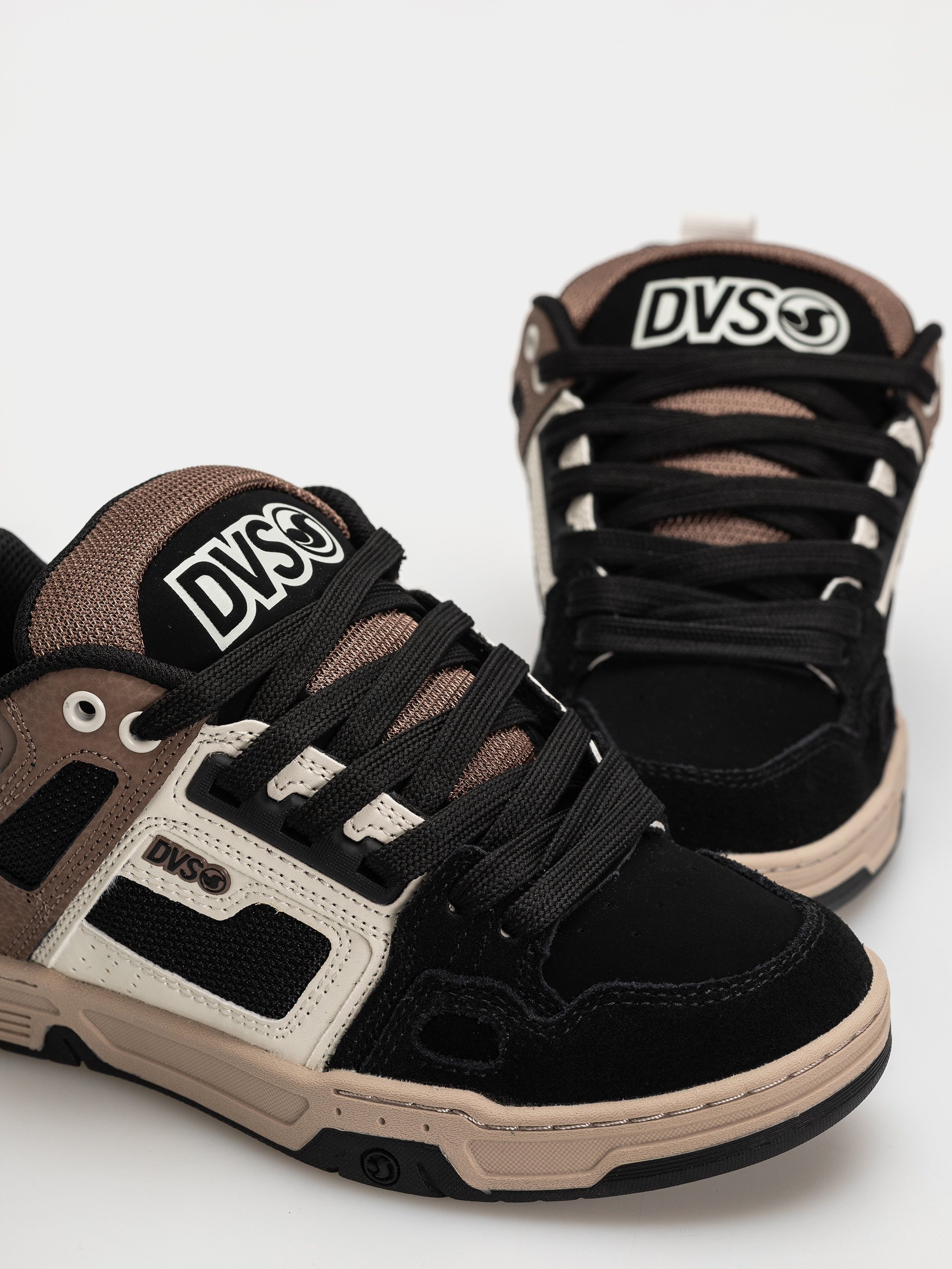 Cipők DVS Comanche (black/taupe/brown)