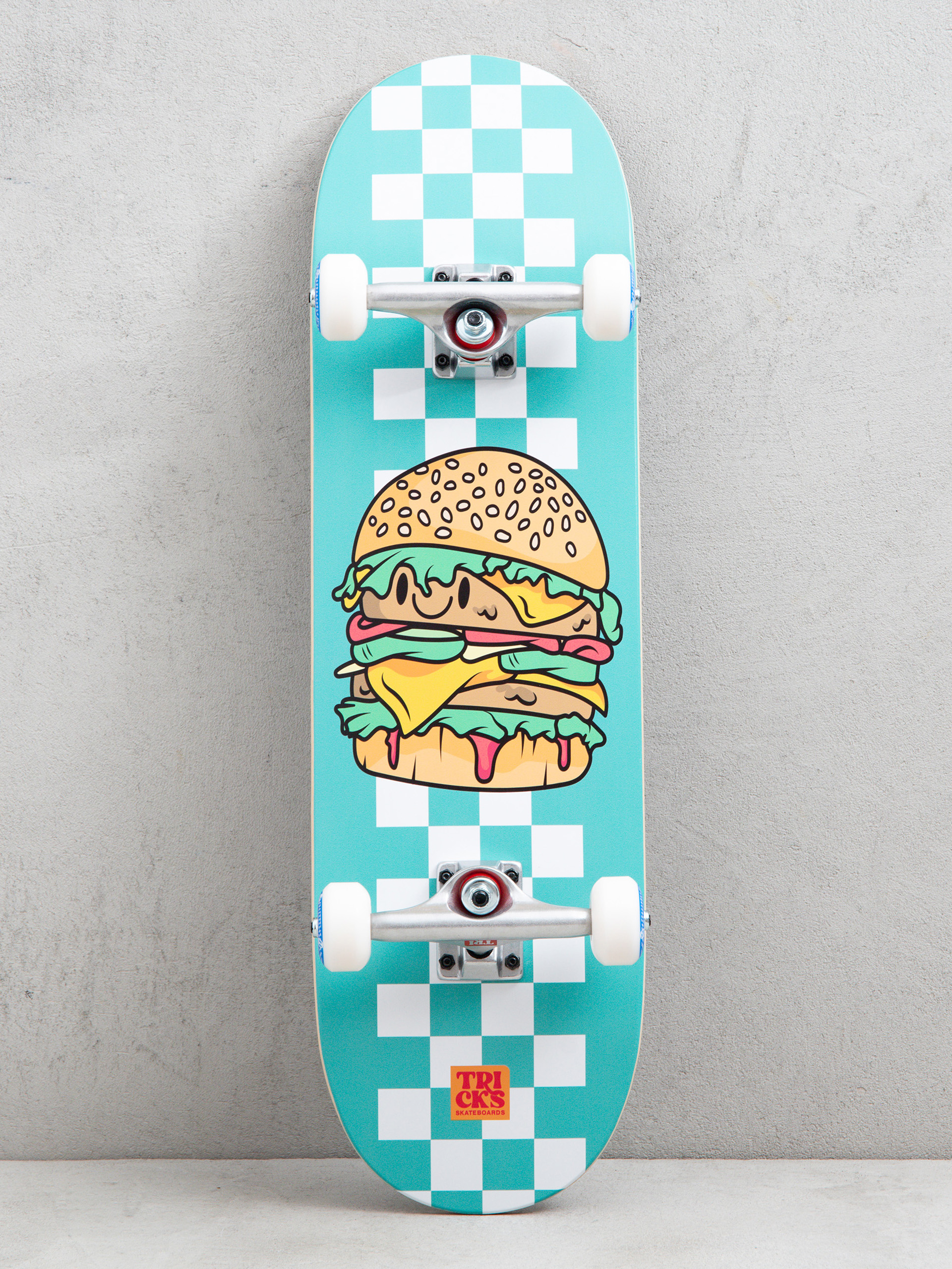 Komplett gördeszka Tricks Happy Meat