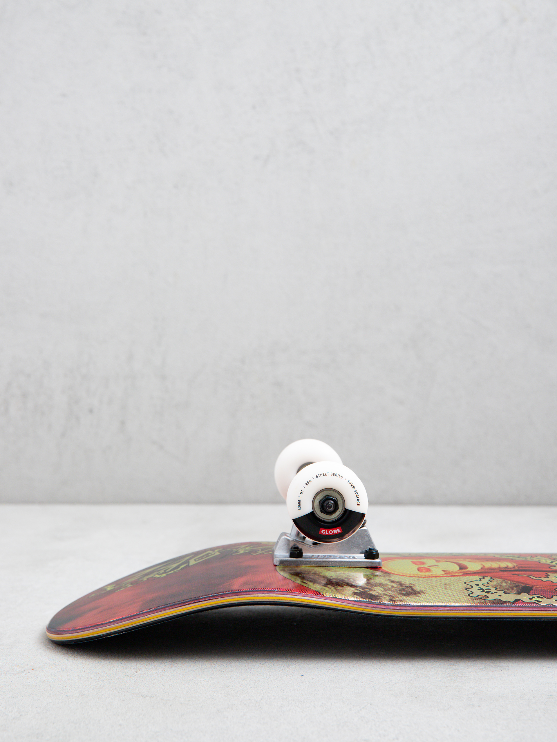 Komplett gördeszka Globe G1 Downtown Doom (silver/red)