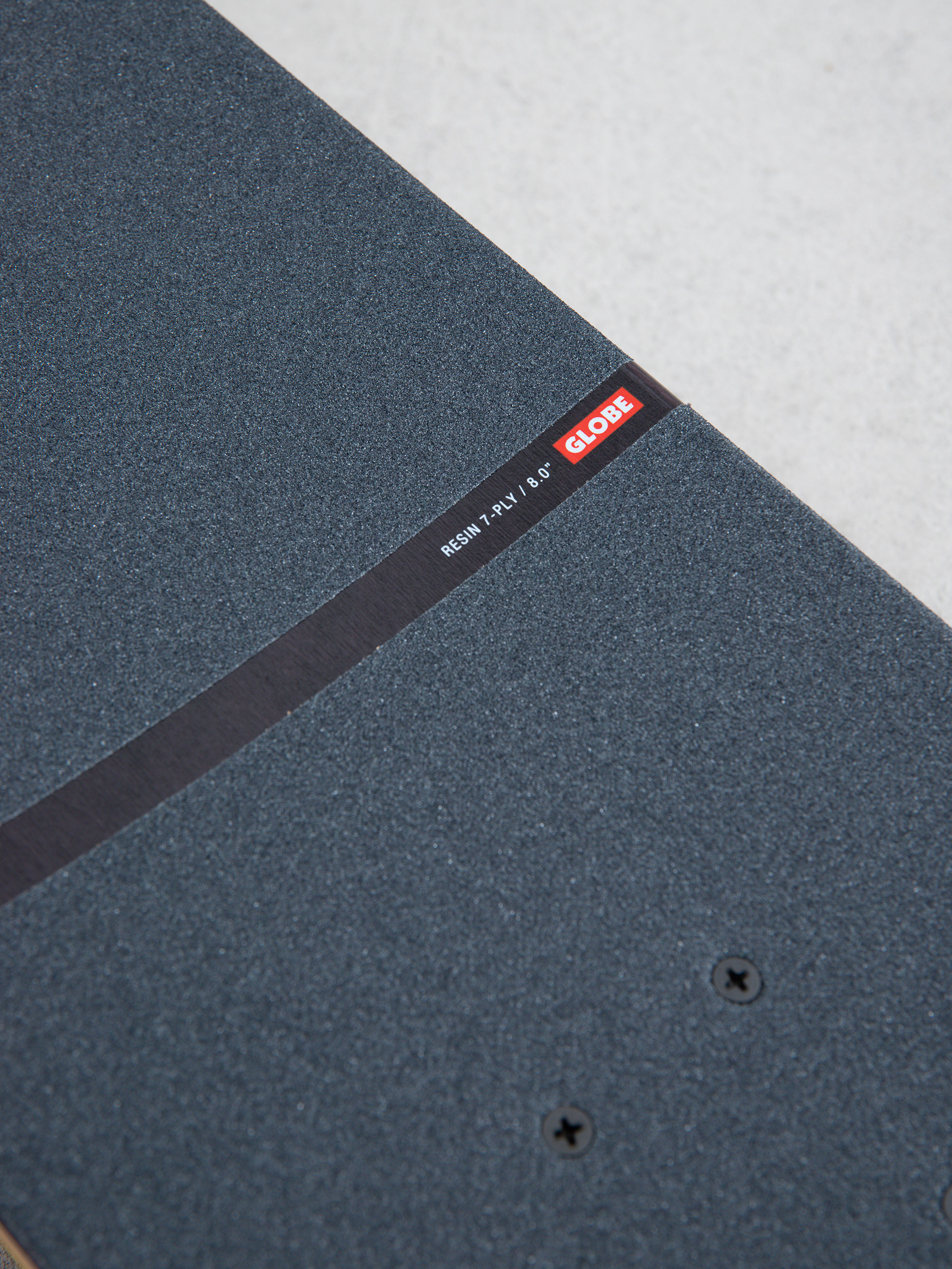 Komplett gördeszka Globe G1 Downtown Doom (silver/red)