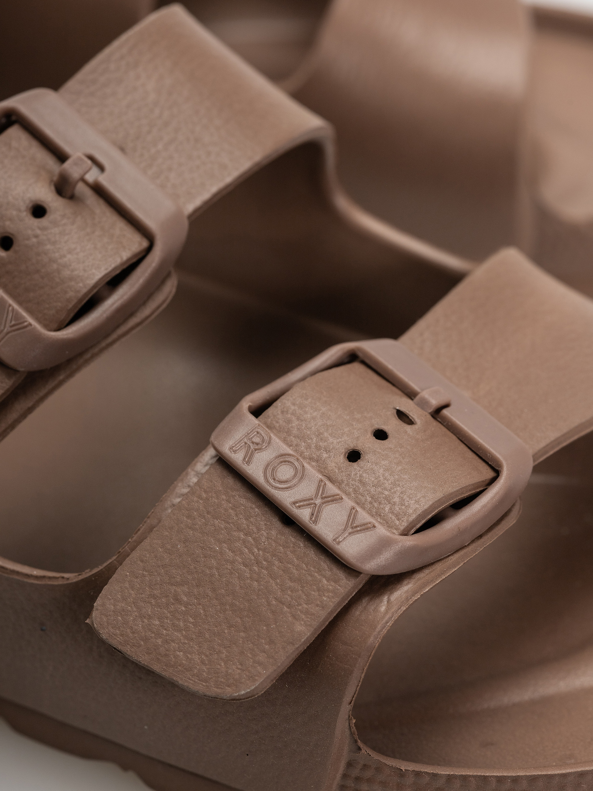 Roxy Kattie Flip-flop papucsok Wmn (brownie)