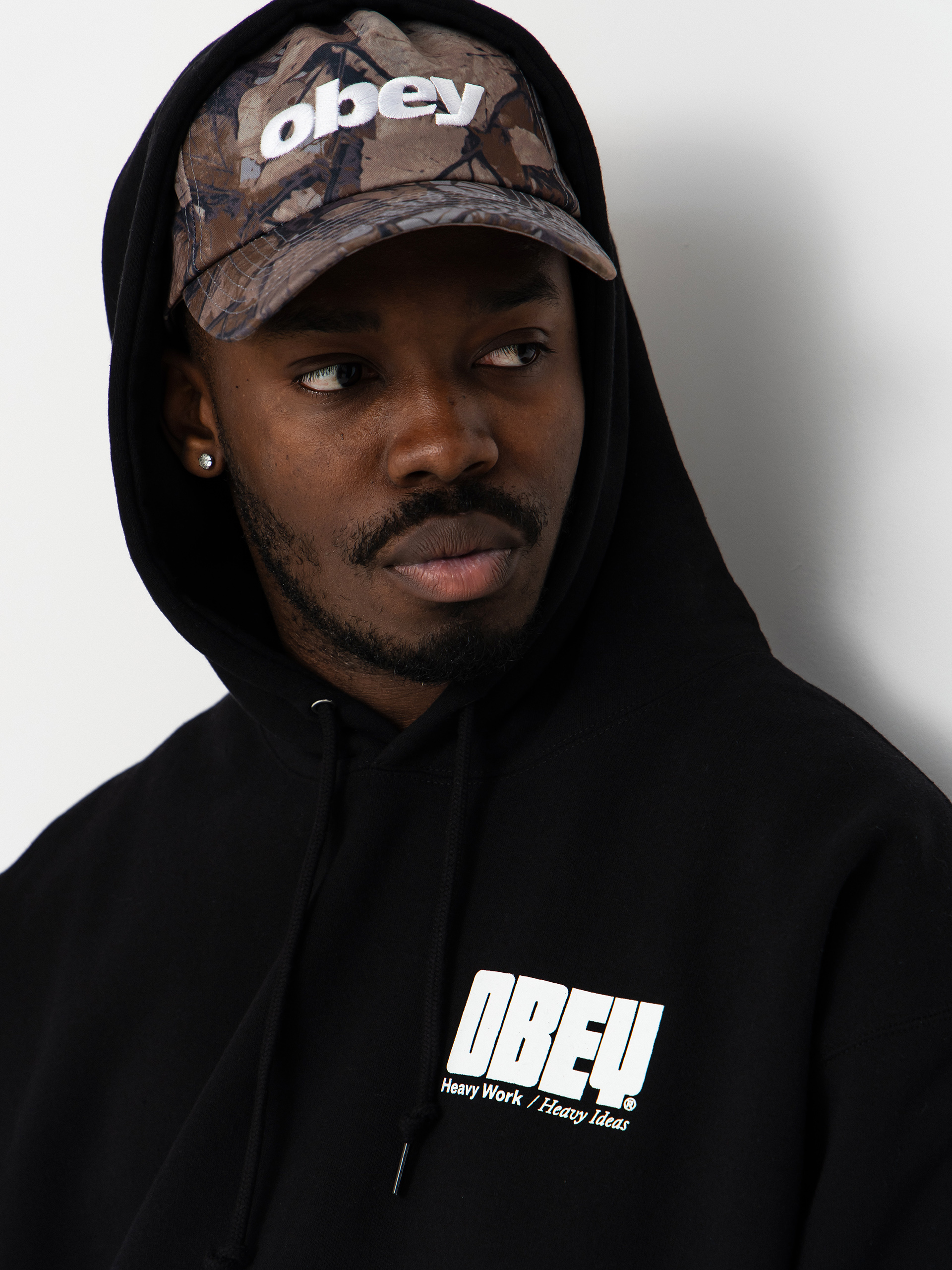 OBEY Heavy Ideas HD Kapucnis pulóver (black)