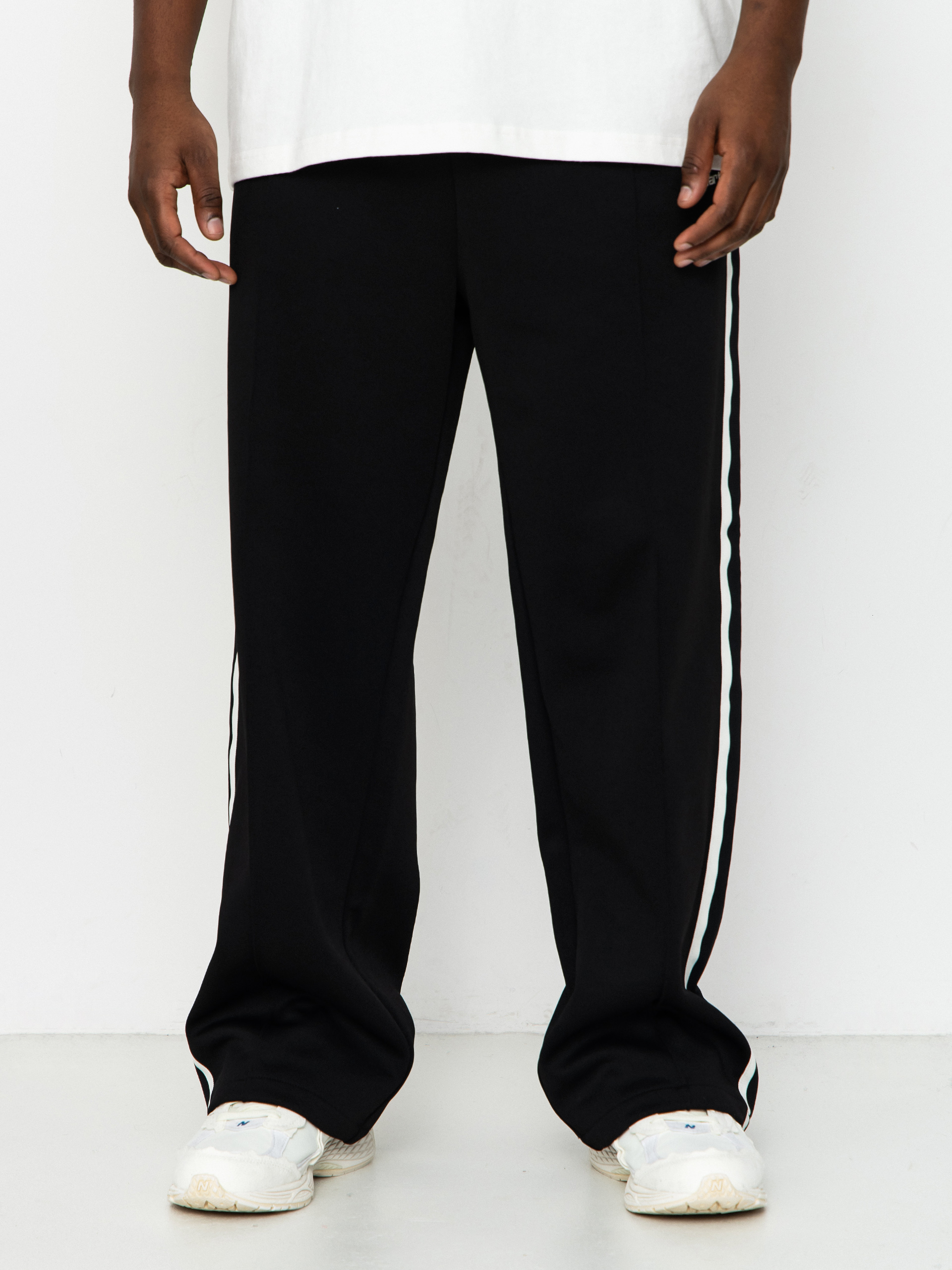 Carhartt WIP Bolar Kisnadrág (black/wax)