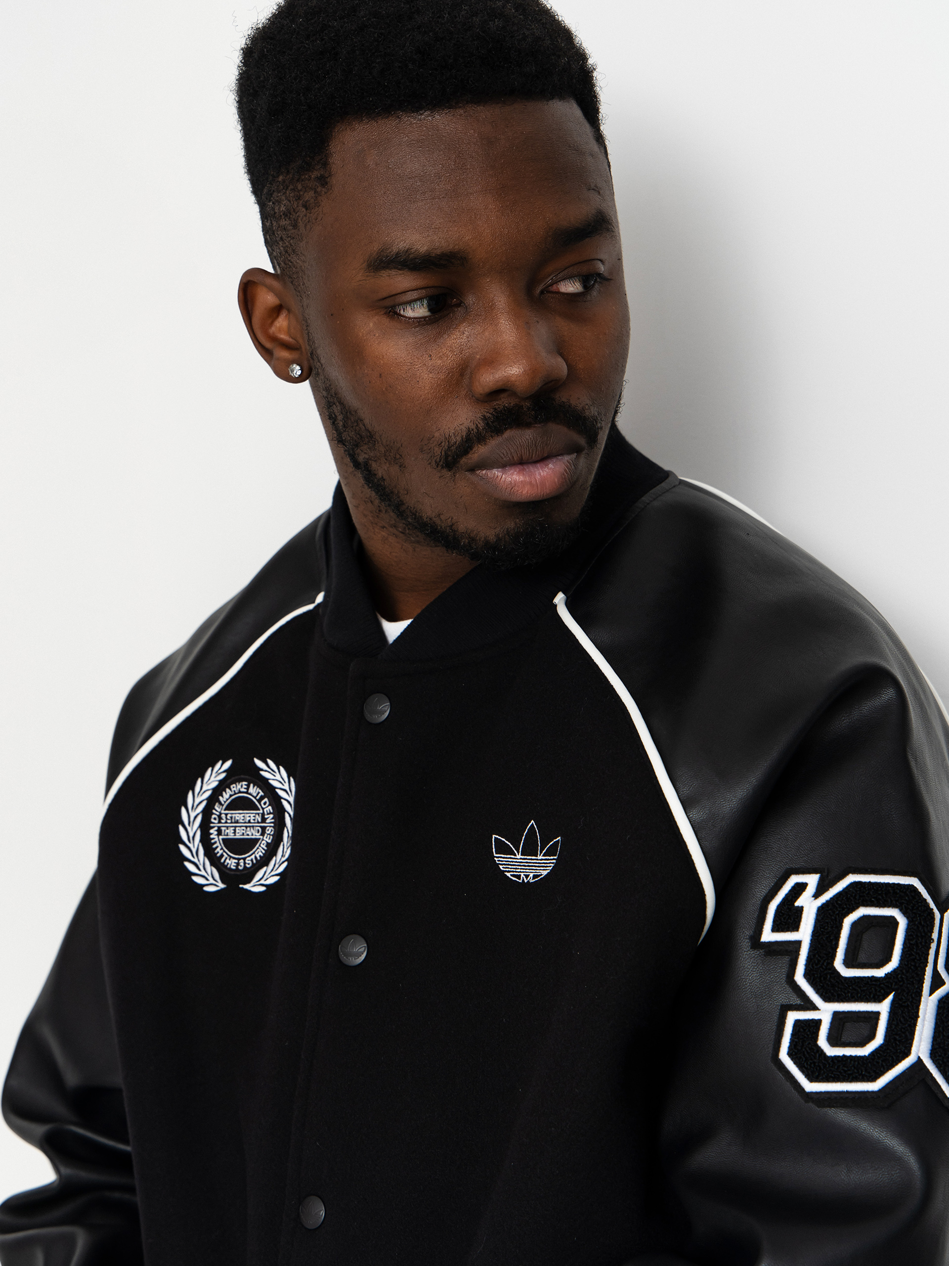 adidas Tyshawn Dzseki (black/white)