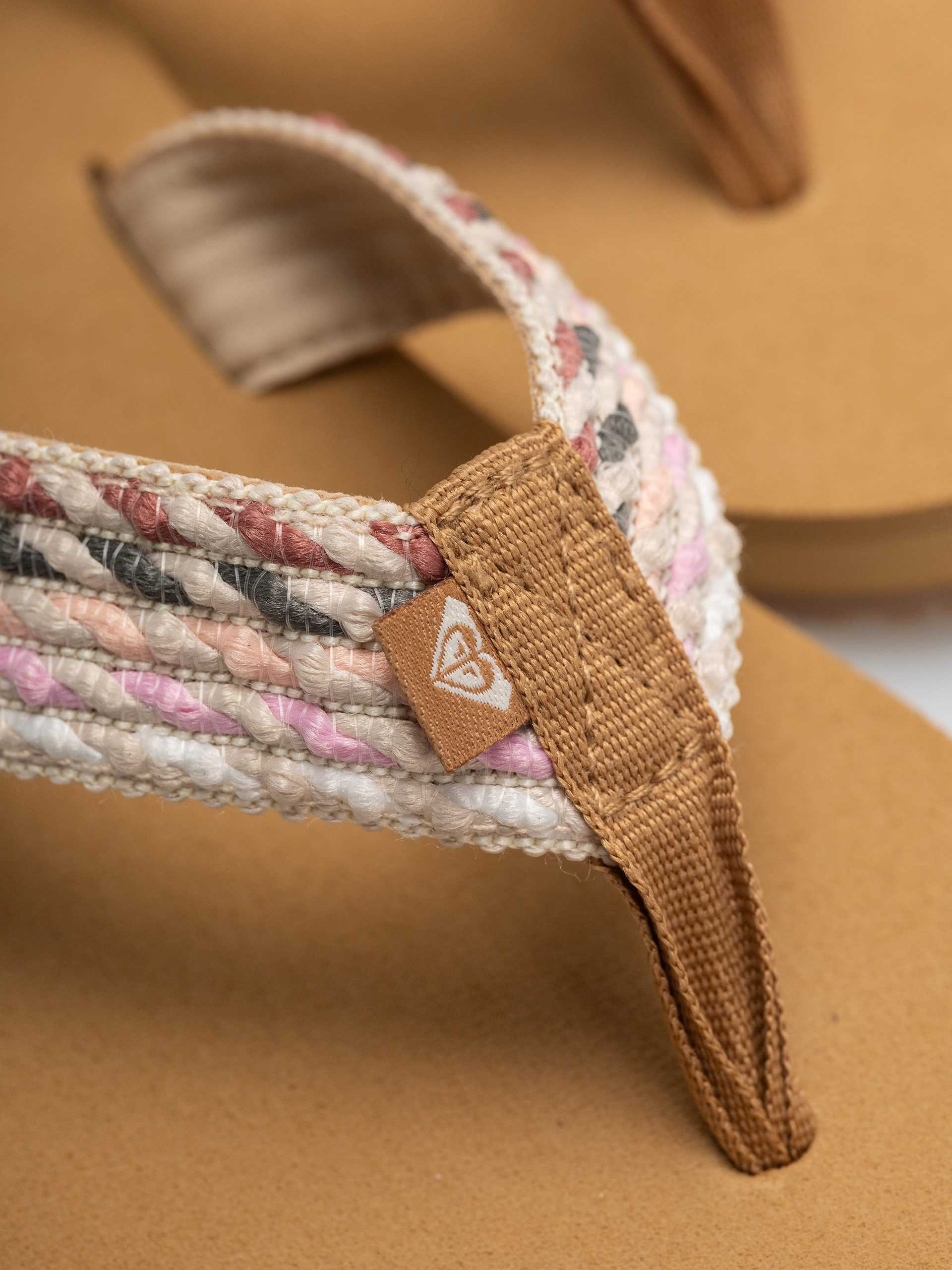 Flip-flop papucsok Roxy Porto Rope Wmn (natural/crazy pink)