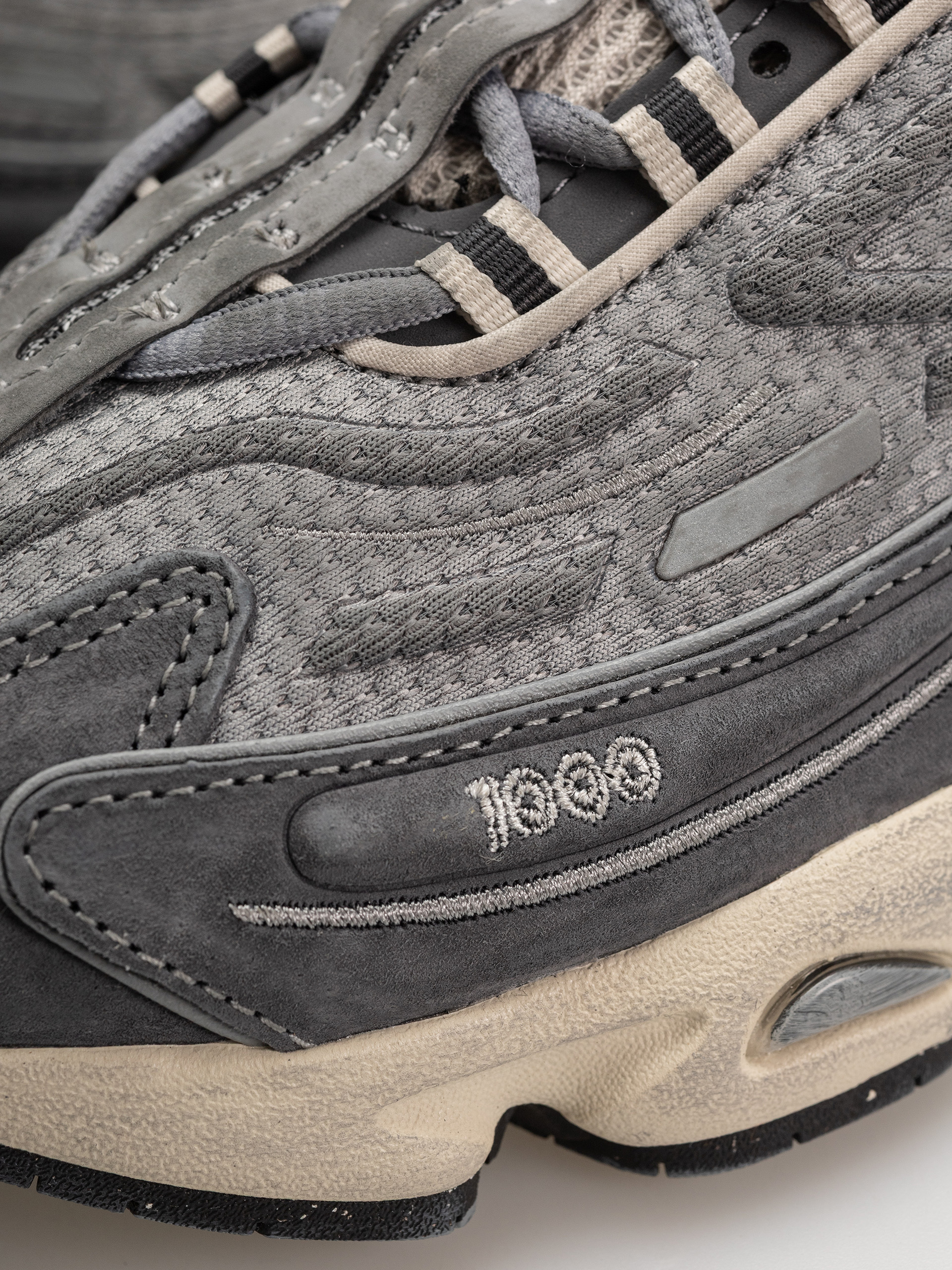 Cipők New Balance 1000 (castlerock/slate grey)