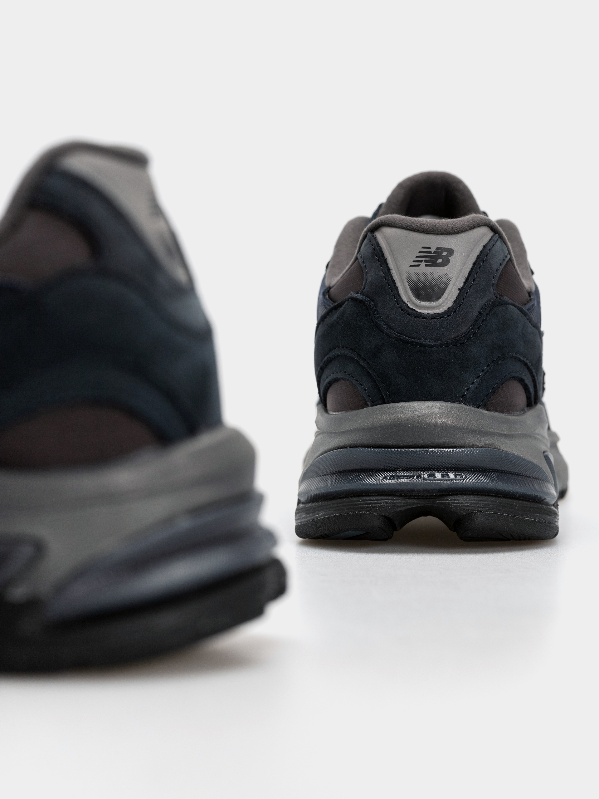 Cipők New Balance 2010 (outerspace/faded black/eclipse)