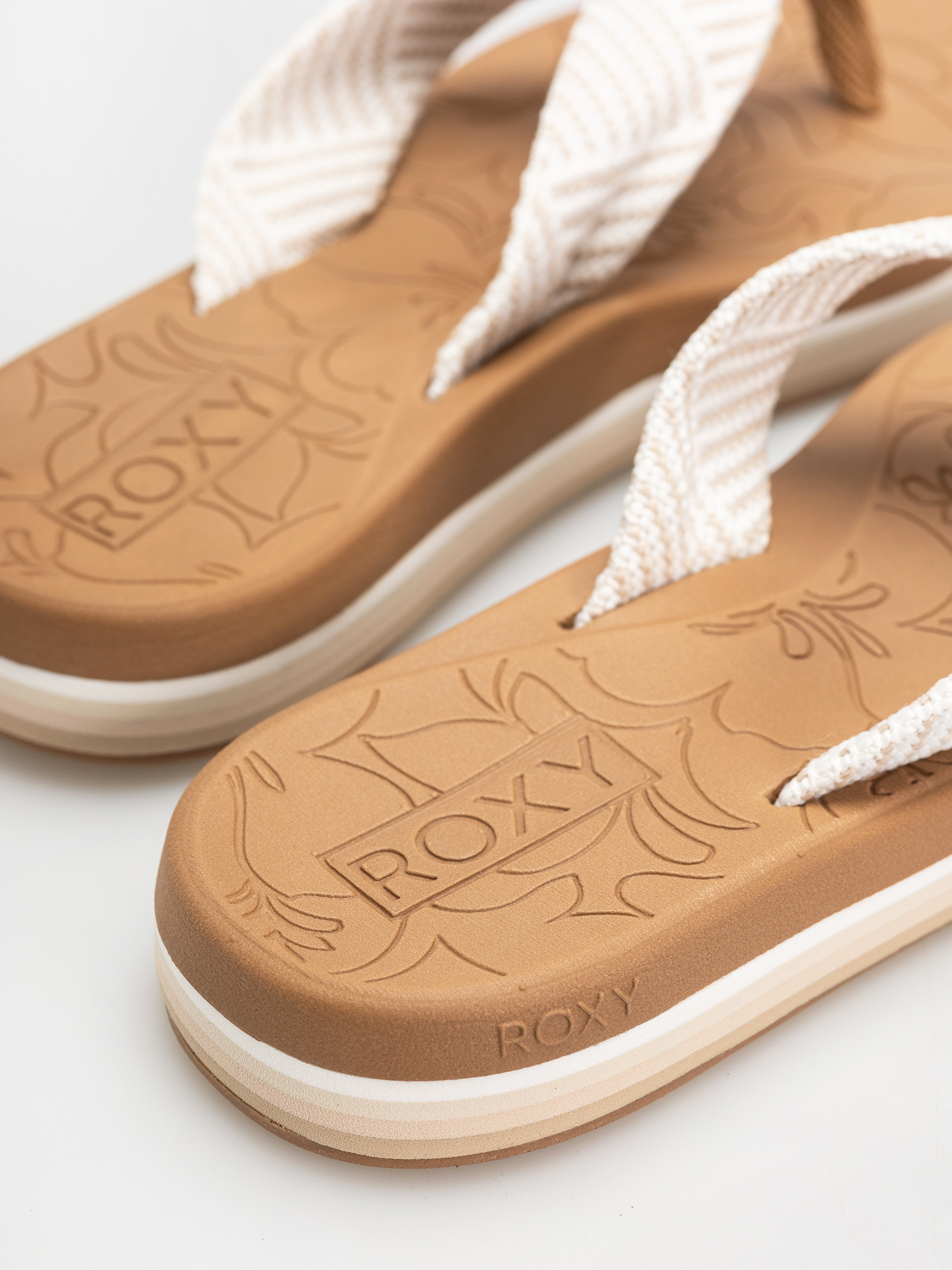 Flip-flop papucsok Roxy Colbee Hi Wmn (natural)