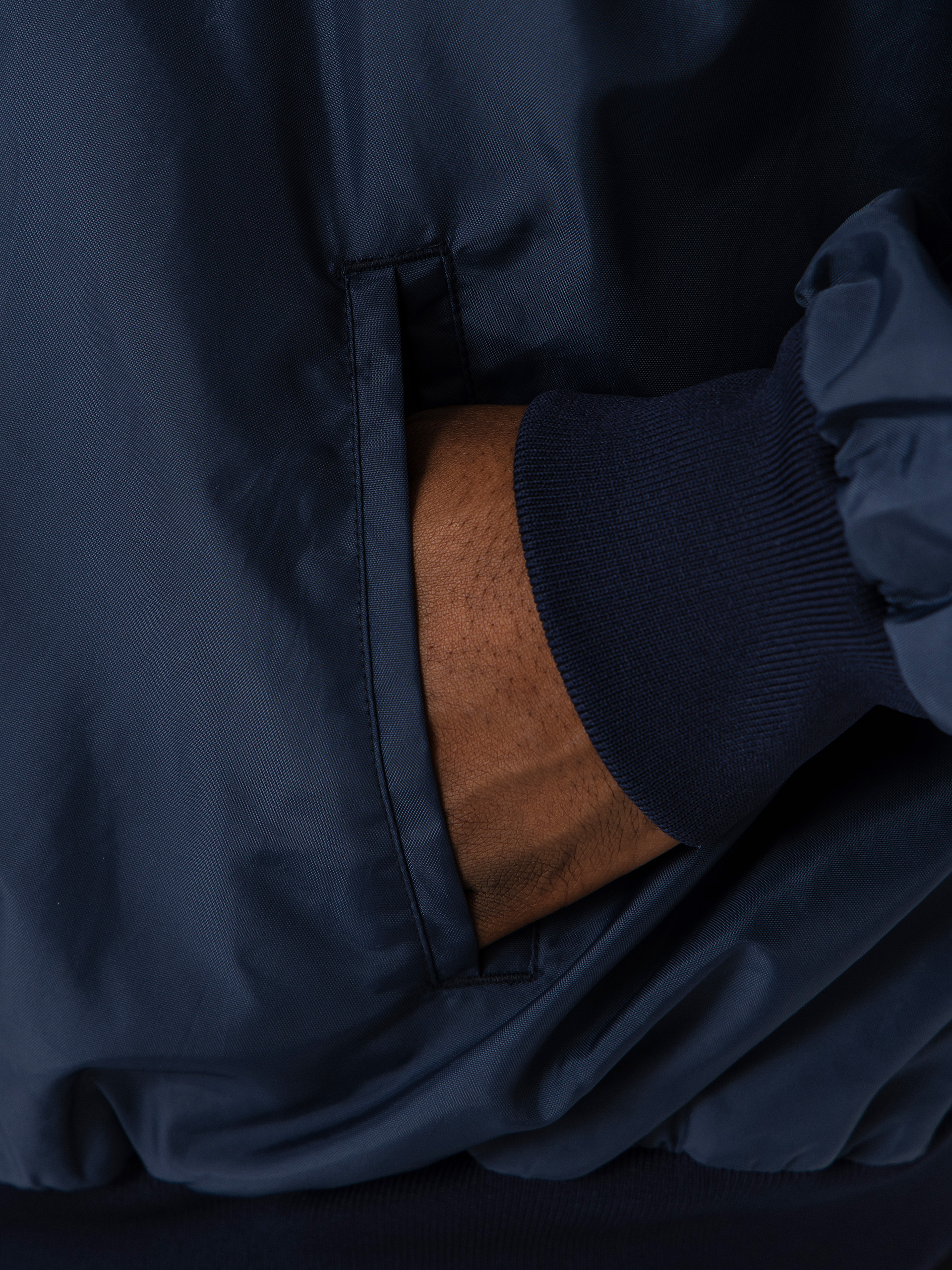 Deus Ex Machina Horsepower Dzseki (black iris)