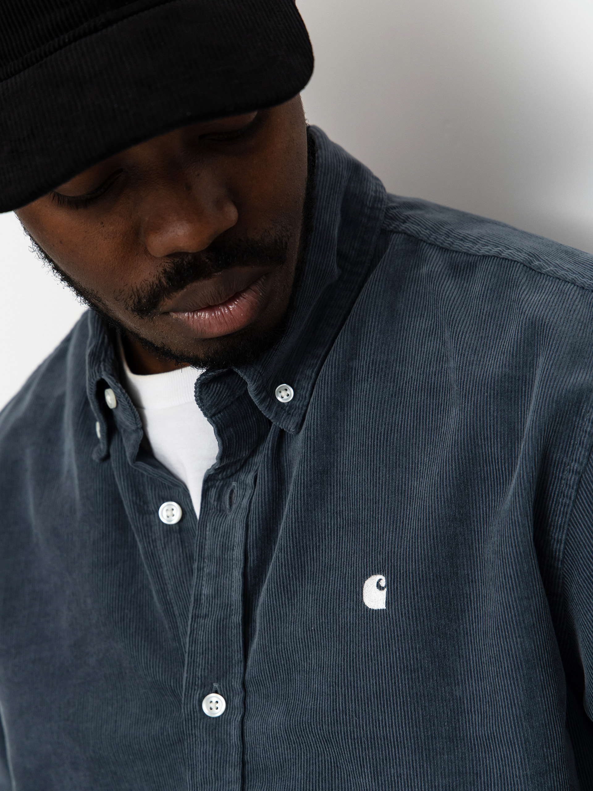 Ing Carhartt WIP Madison Fine Cord (cozy blue/wax)