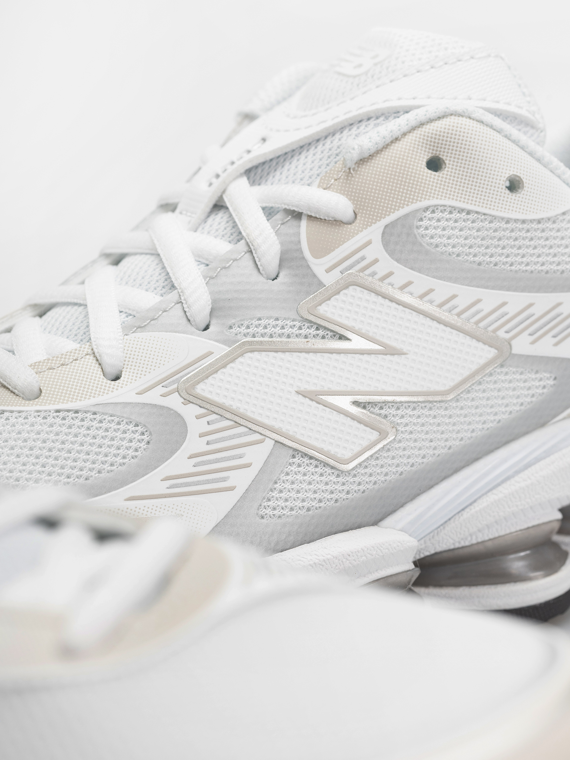 New Balance 2000 Cipők (103 white/silver metallic)