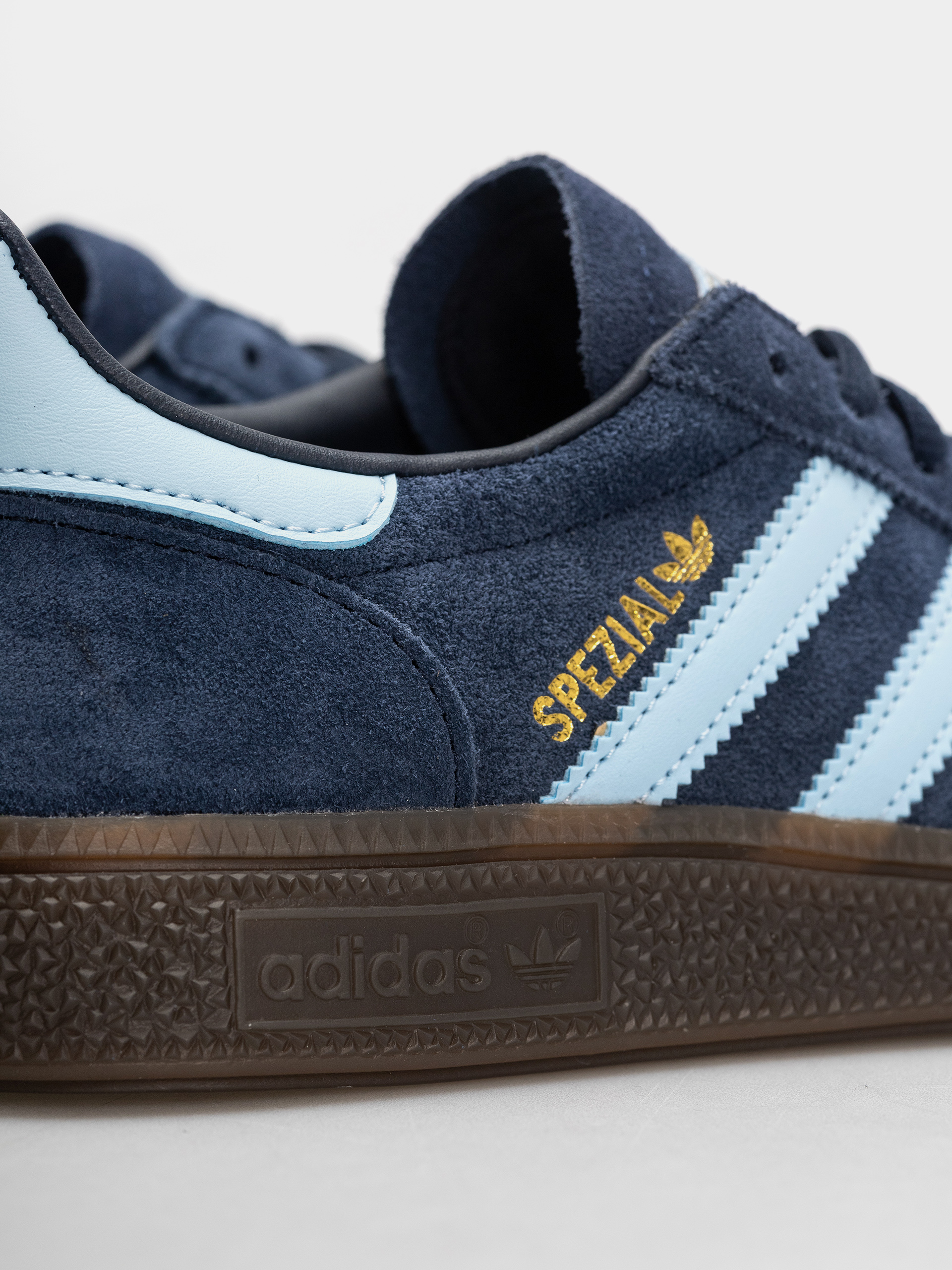 adidas Handball Spezial Cipők (collegiate navy/clear sky/gum5)