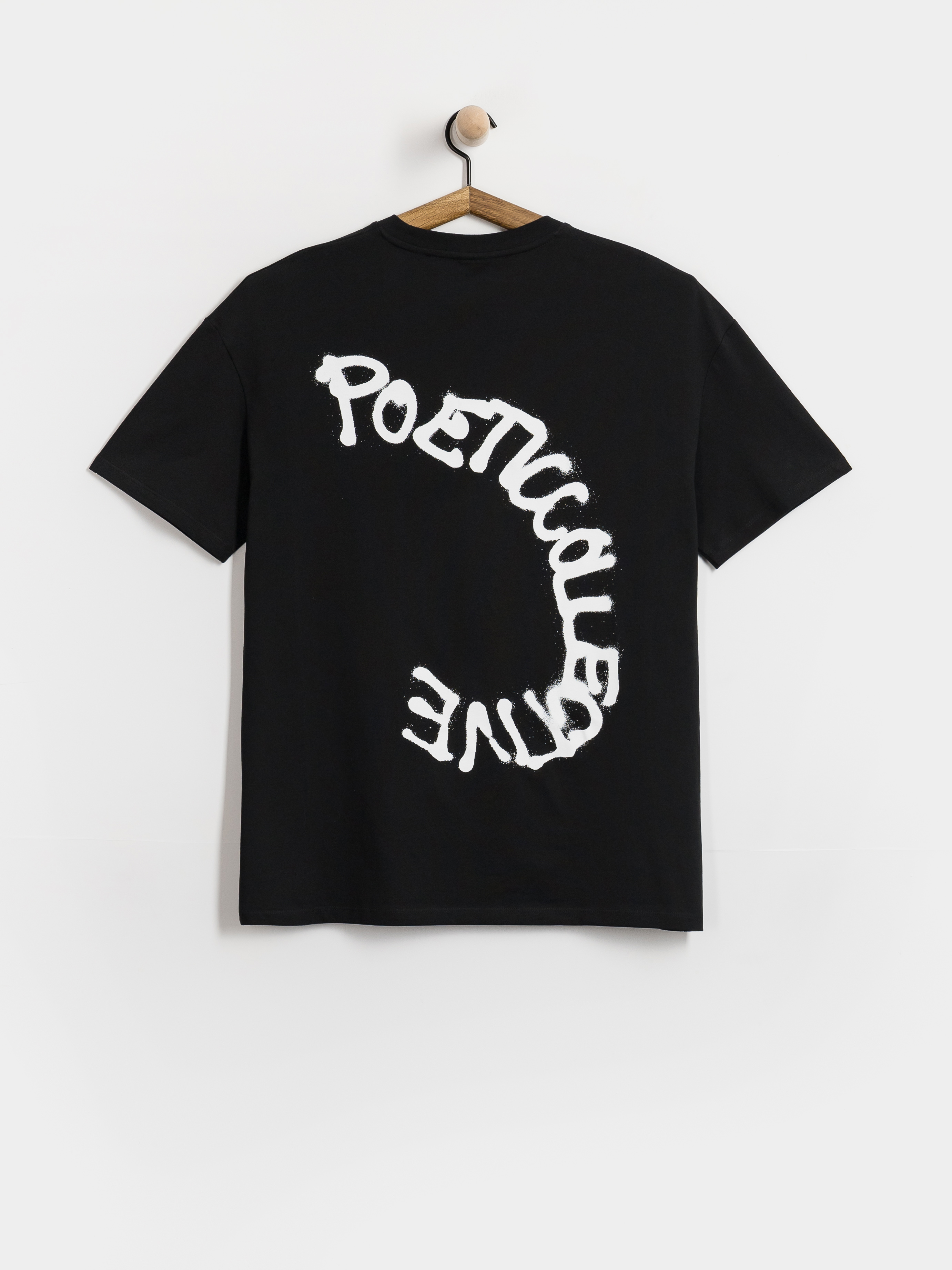 Pu00f3lu00f3 Poetic Collective Spray (black)