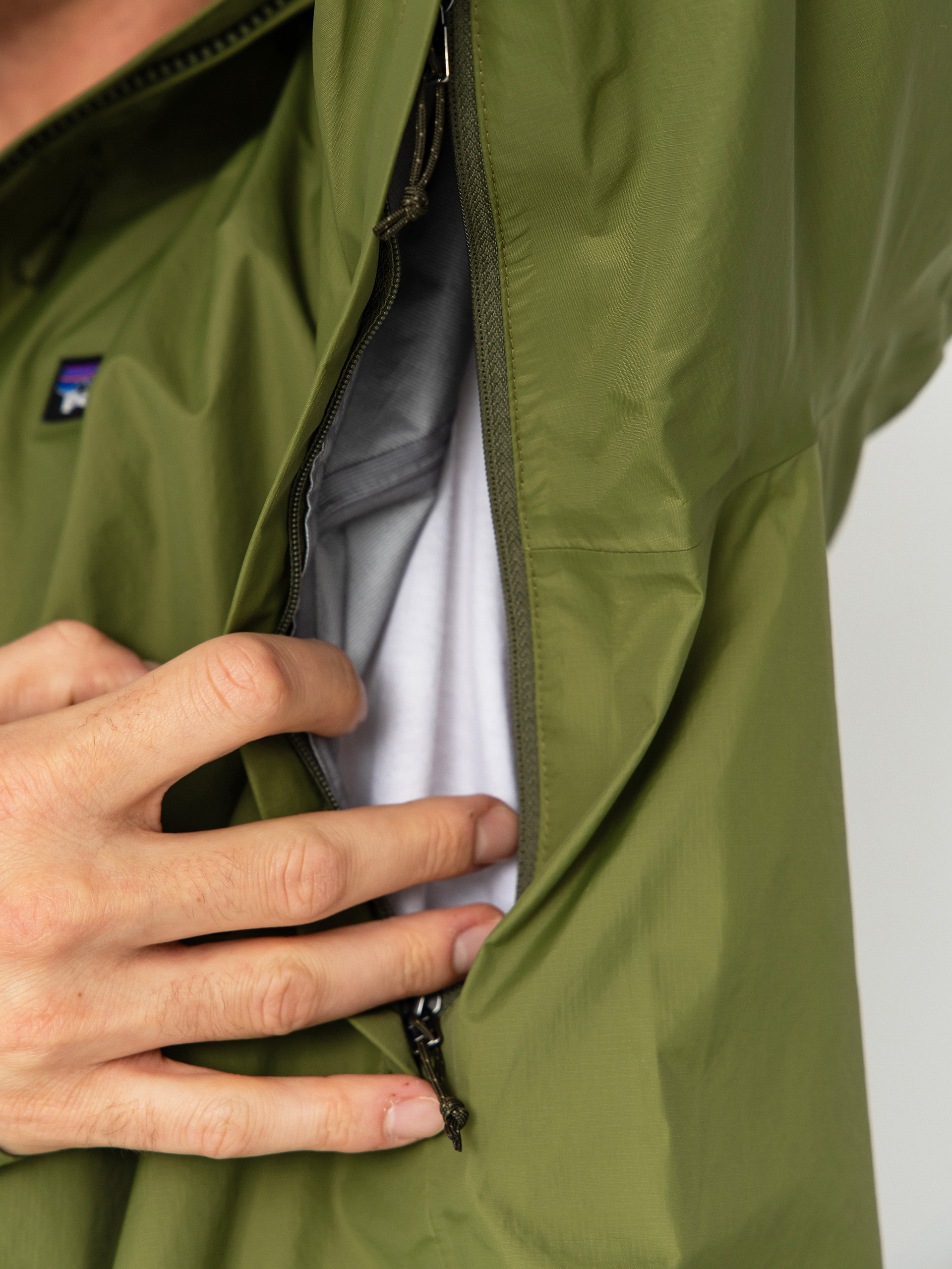 Patagonia Torrentshell 3L Dzseki (caper green)