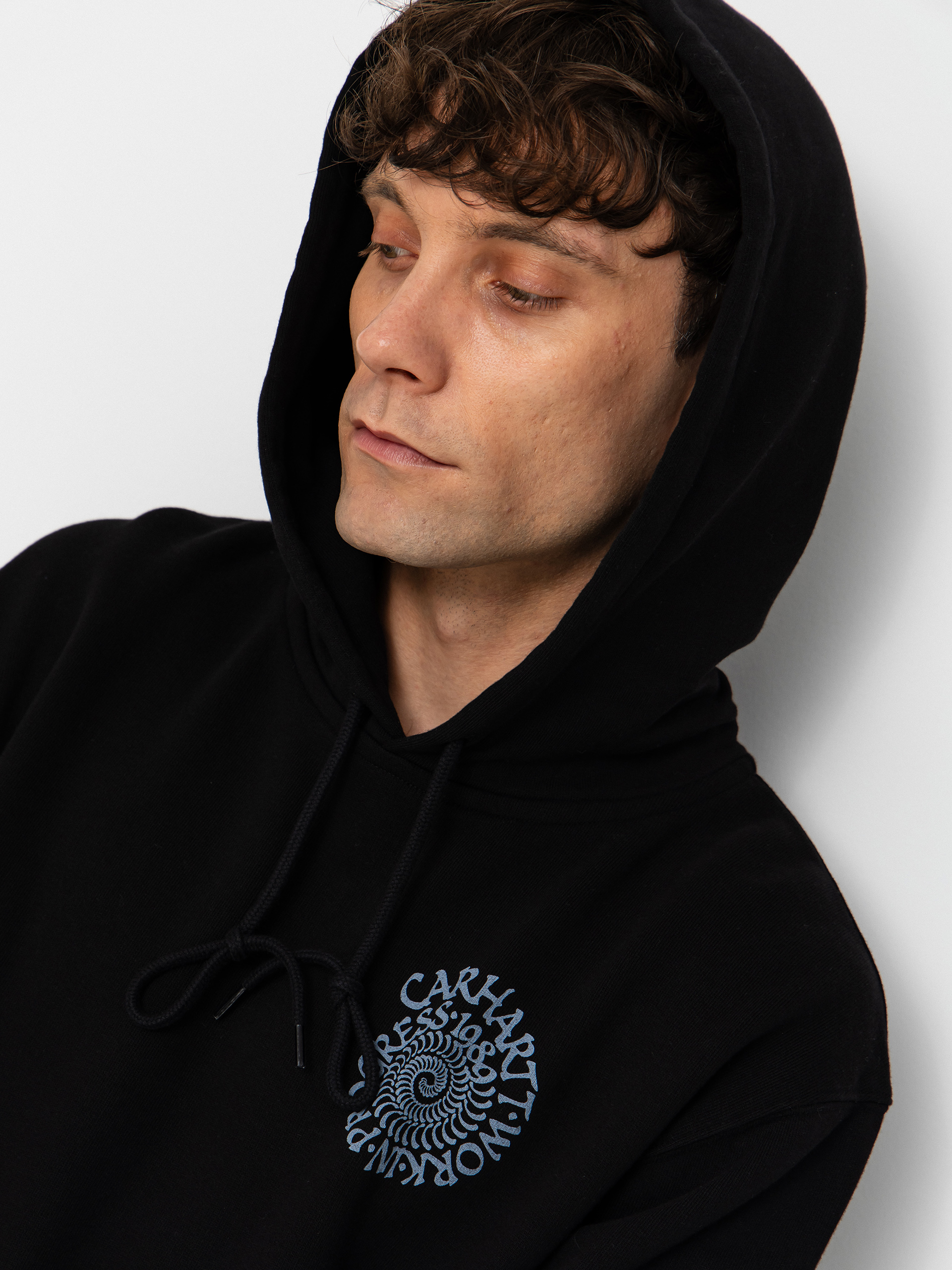 Kapucnis pulóver Carhartt WIP Spiral HD (black)
