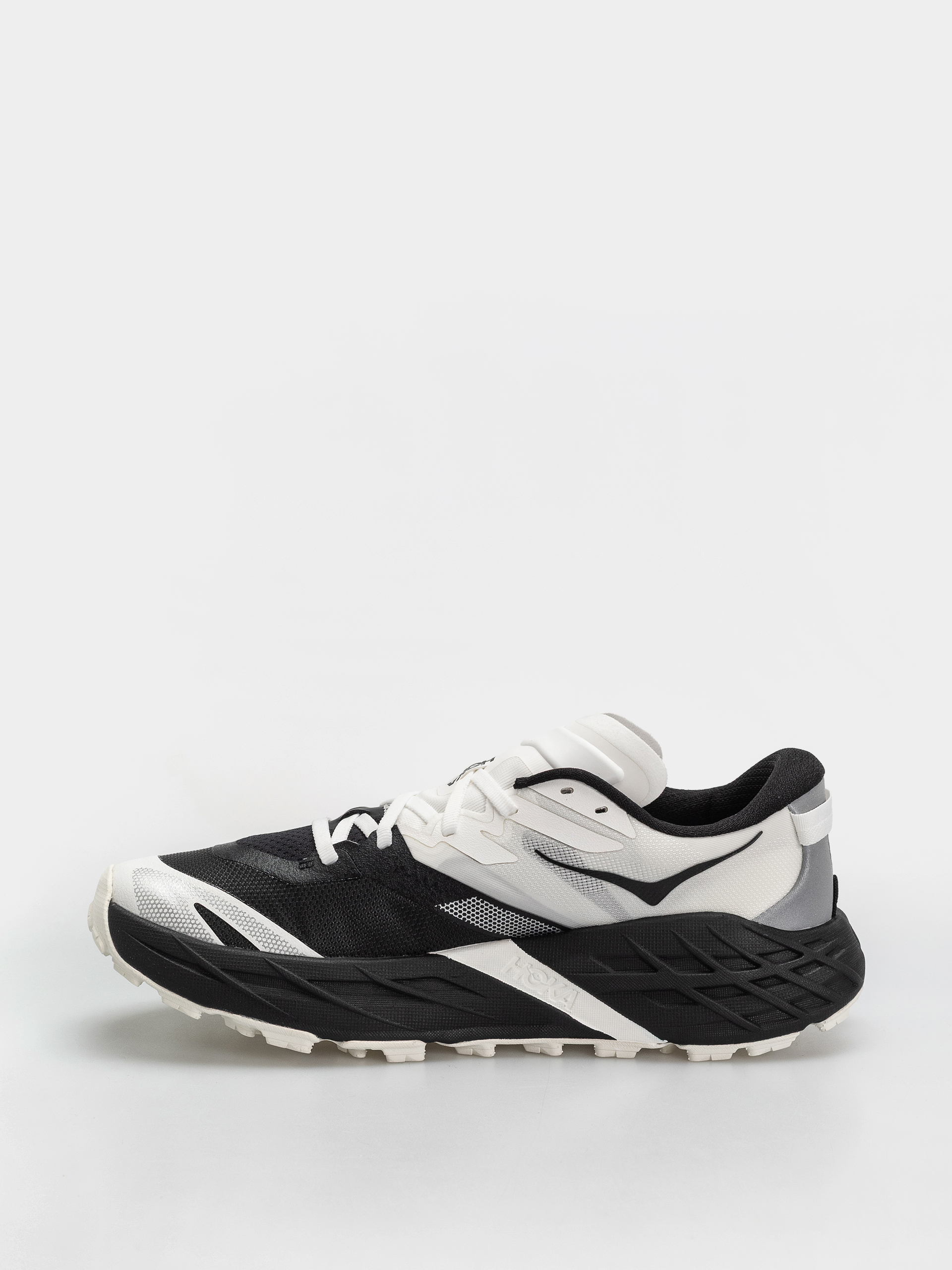 Hoka Speedgoat 7 Cipők (black/white)