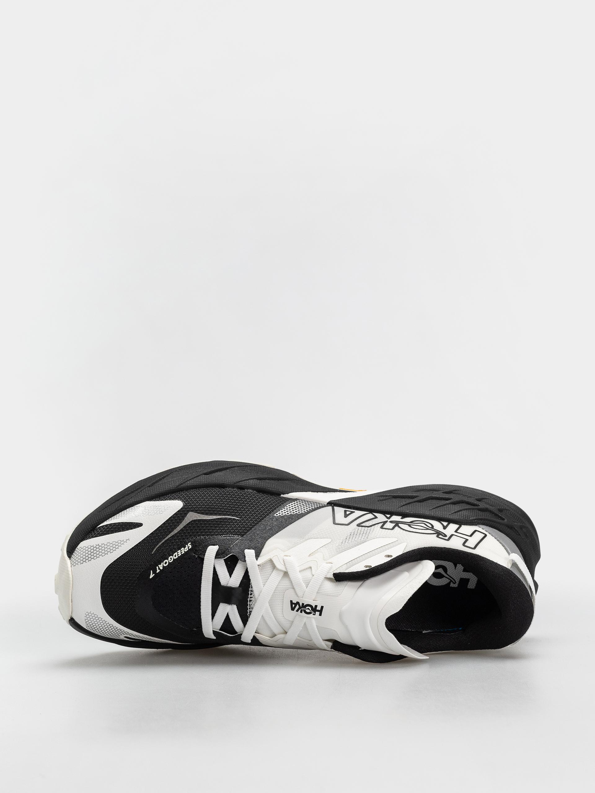 Hoka Speedgoat 7 Cipők (black/white)