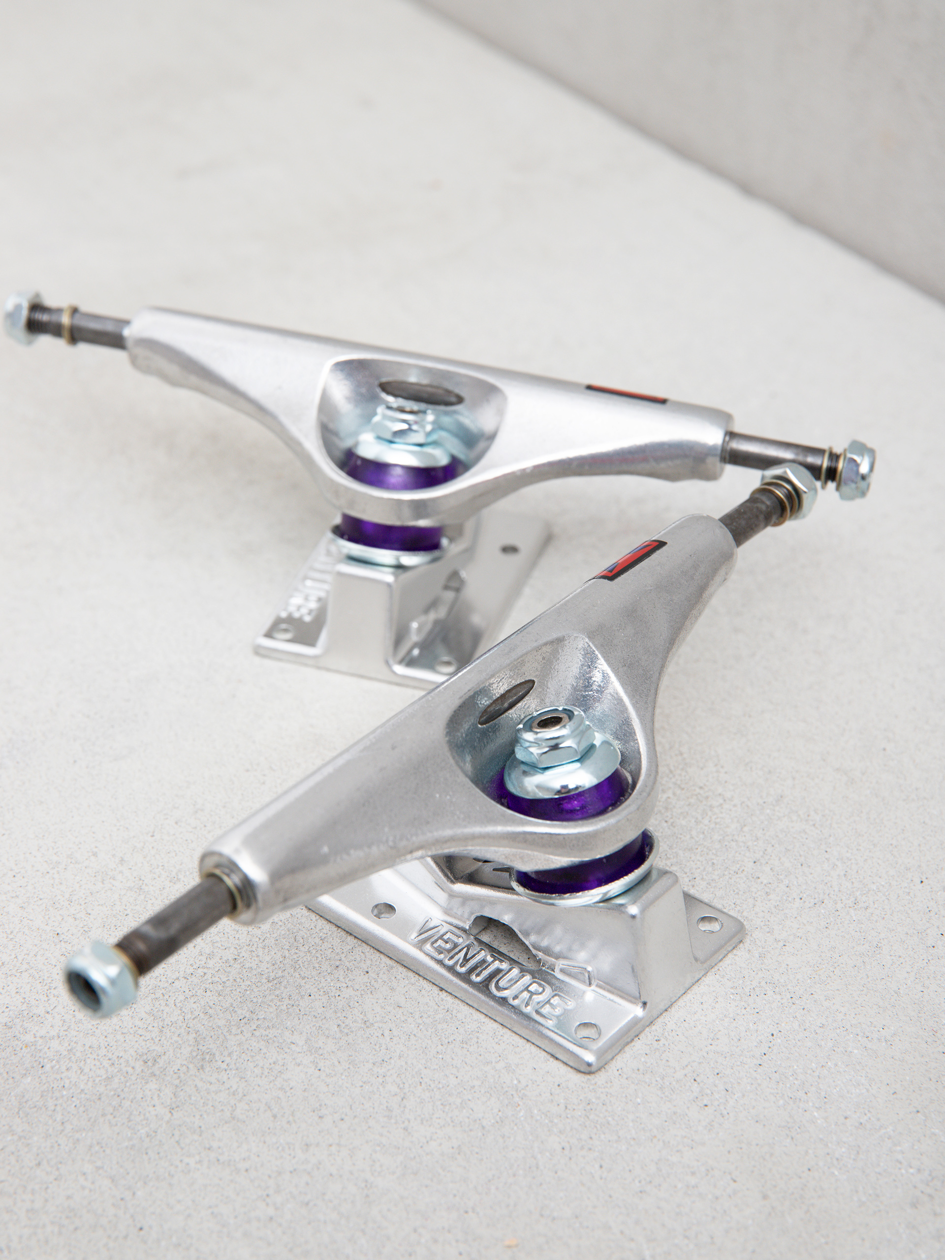 Venture V Hollow Polished Gördeszka felfüggesztés (silver)