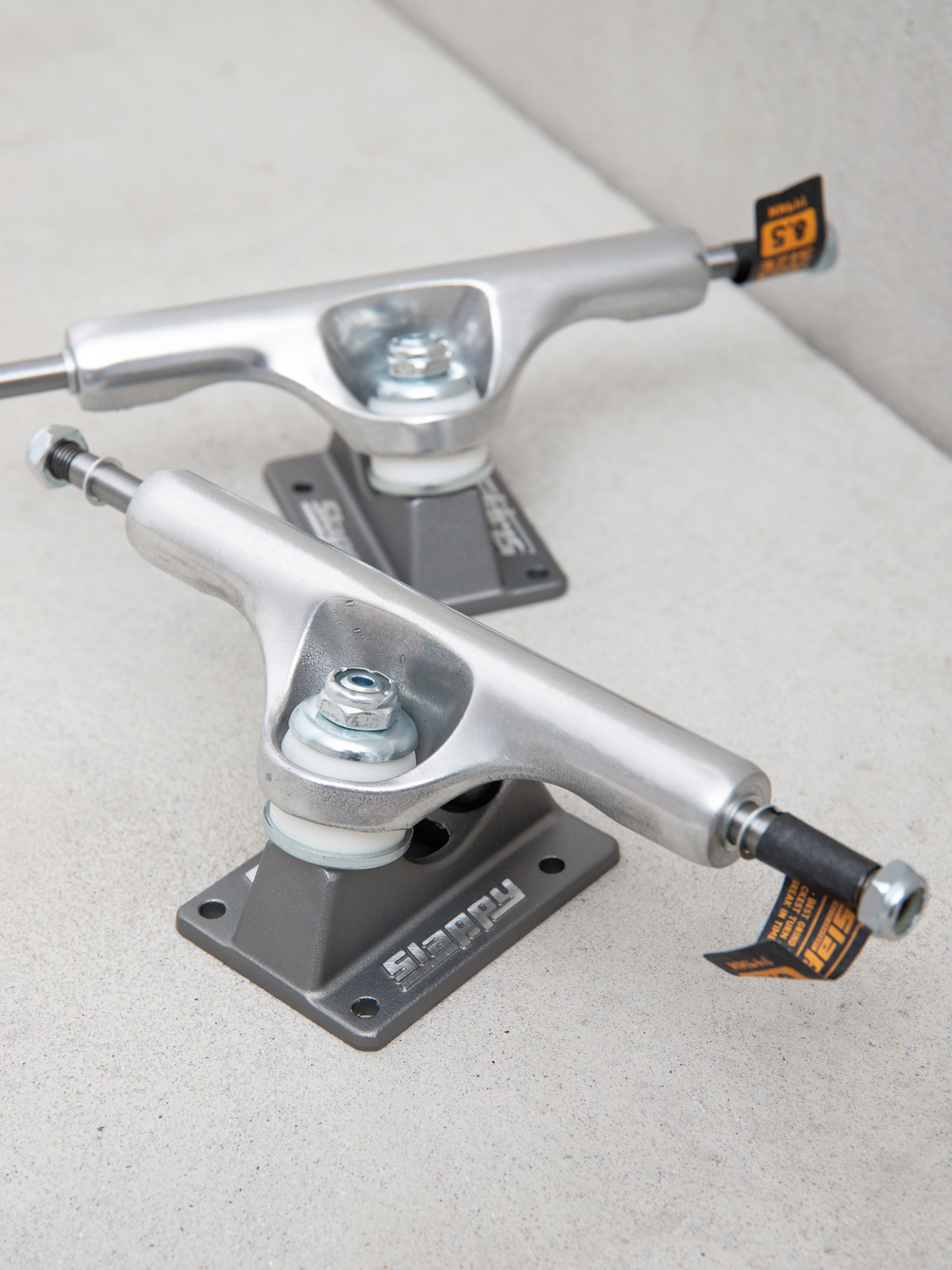 Slappy ST1 Hollow Lights Gördeszka felfüggesztés (gunmetal)