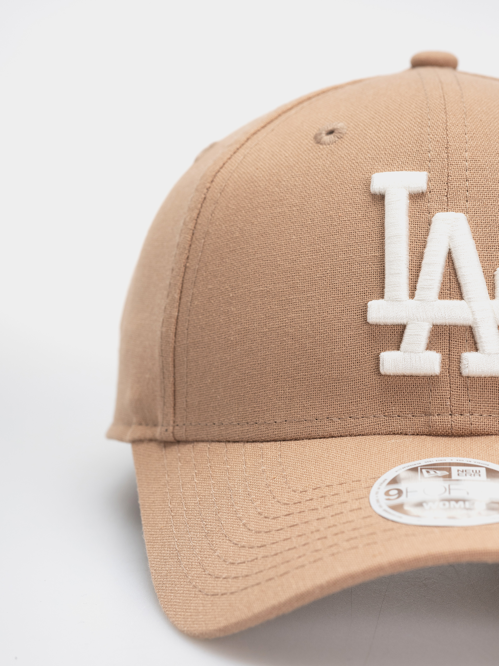 New Era Linen 9Forty Los Angeles Dodgers Wmn Baseball sapka (camel)