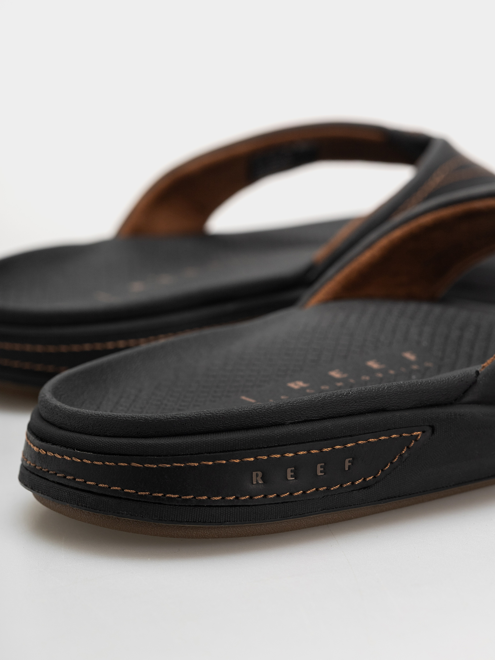 Reef Phantom Lux Flip-flop papucsok (black)