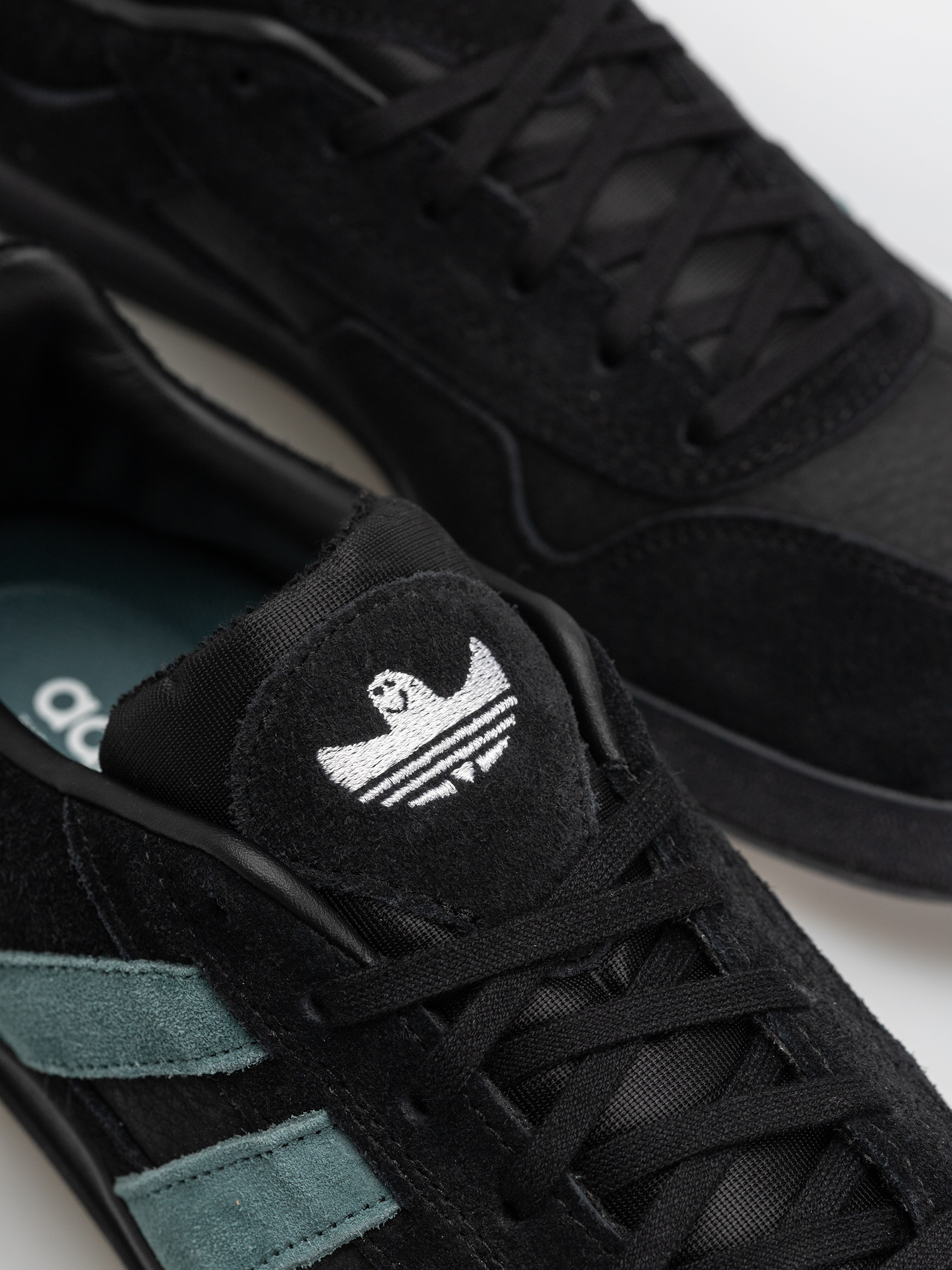 adidas Aloha Super Cipők (cblack/pretea/ftwwht)