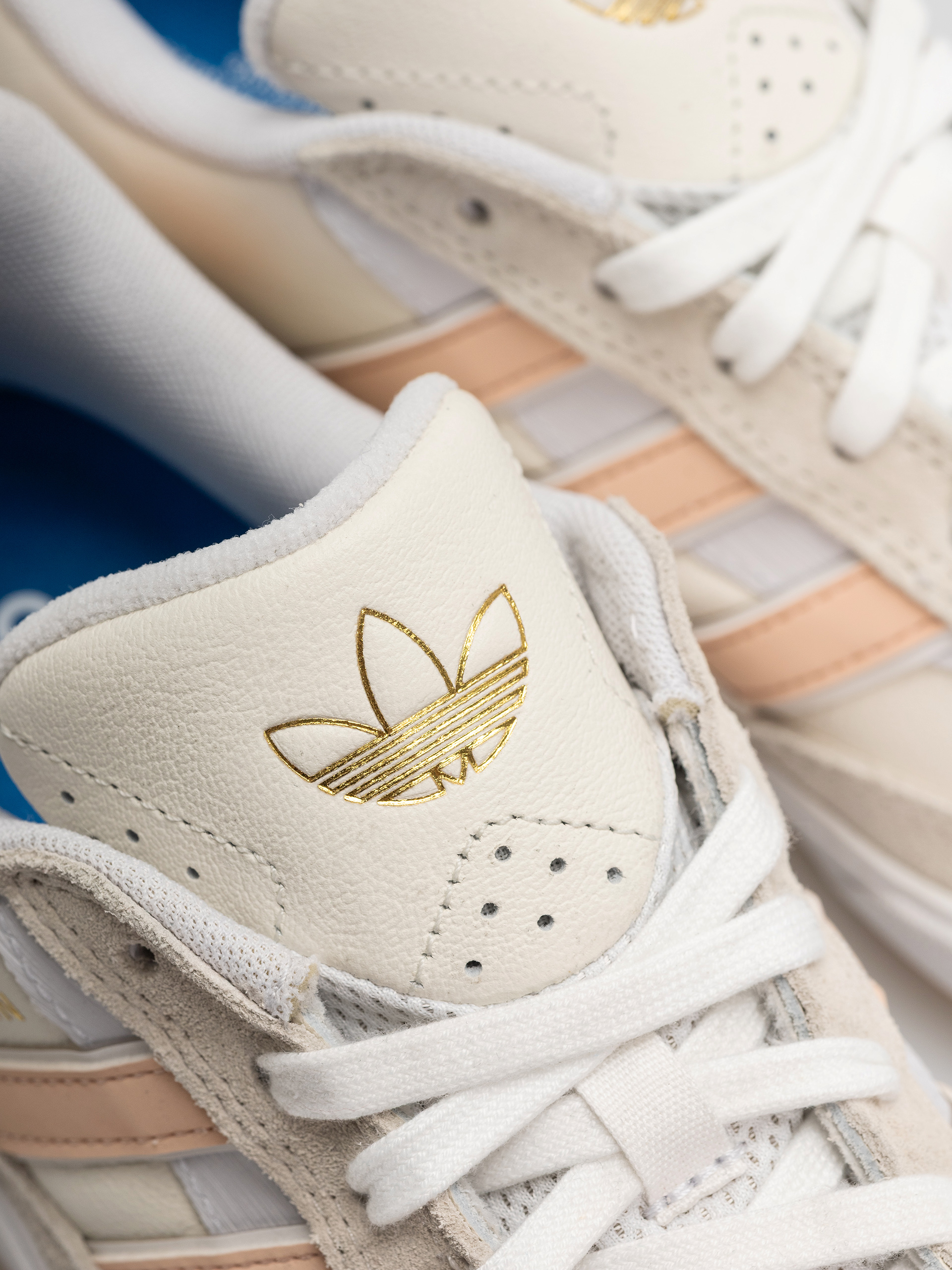 adidas Tyshawn II Cipők (wonwhi/powcor/owhite)