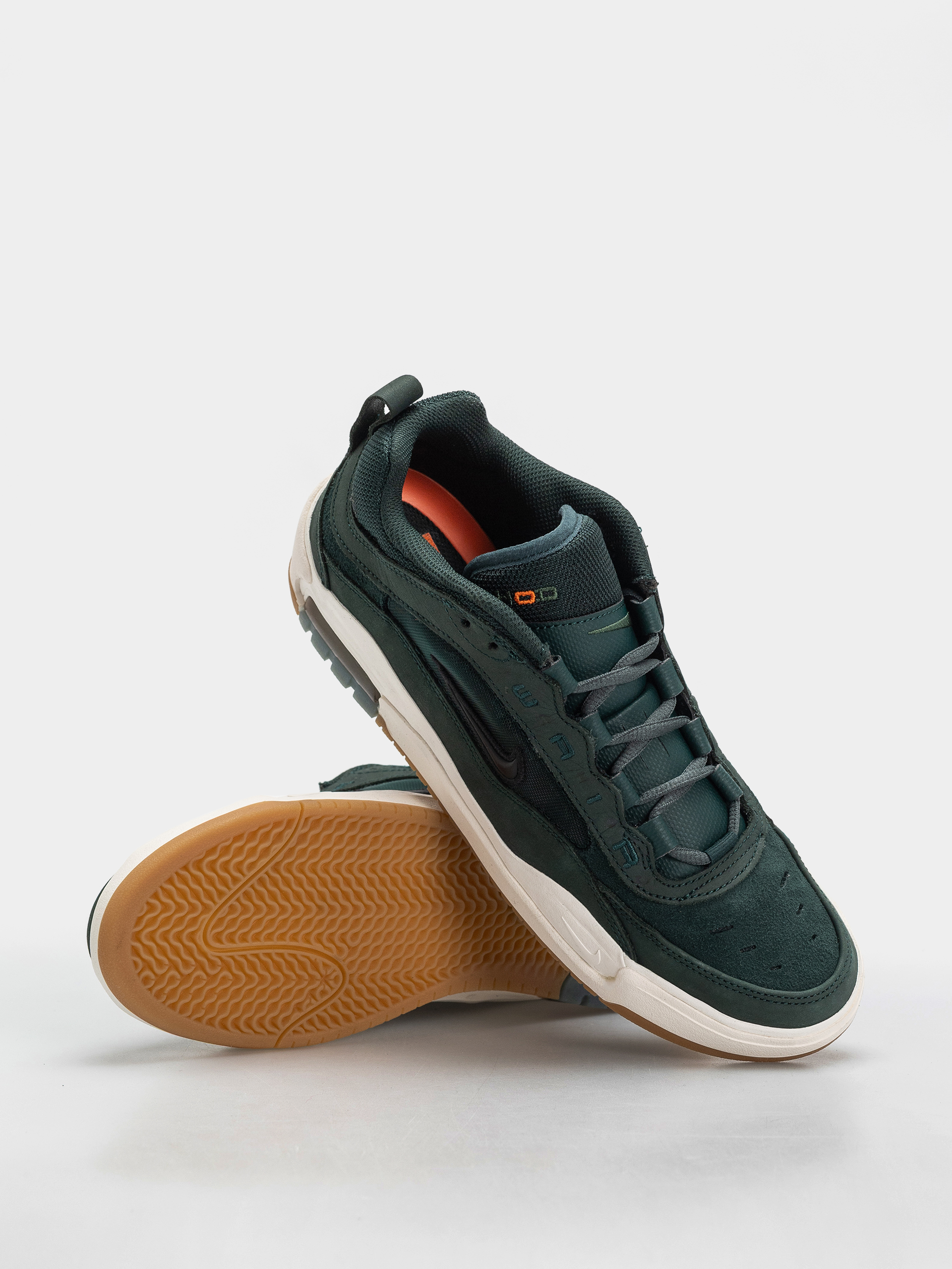 Nike SB Air Max Ishod Iso Cipők (deep fir/black fir sail)