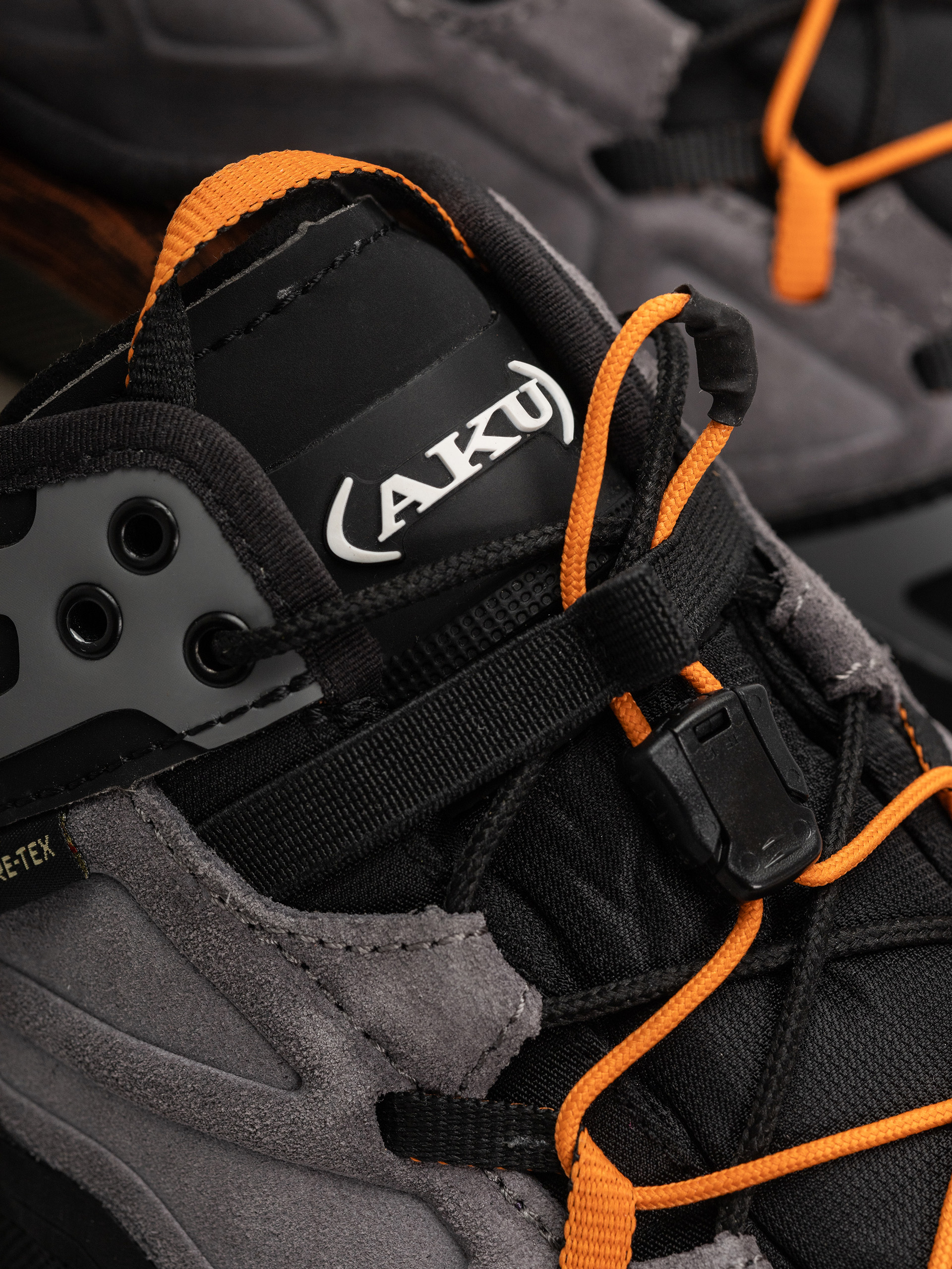 AKU Rock DFS II GTX Cipők (grey/orange)