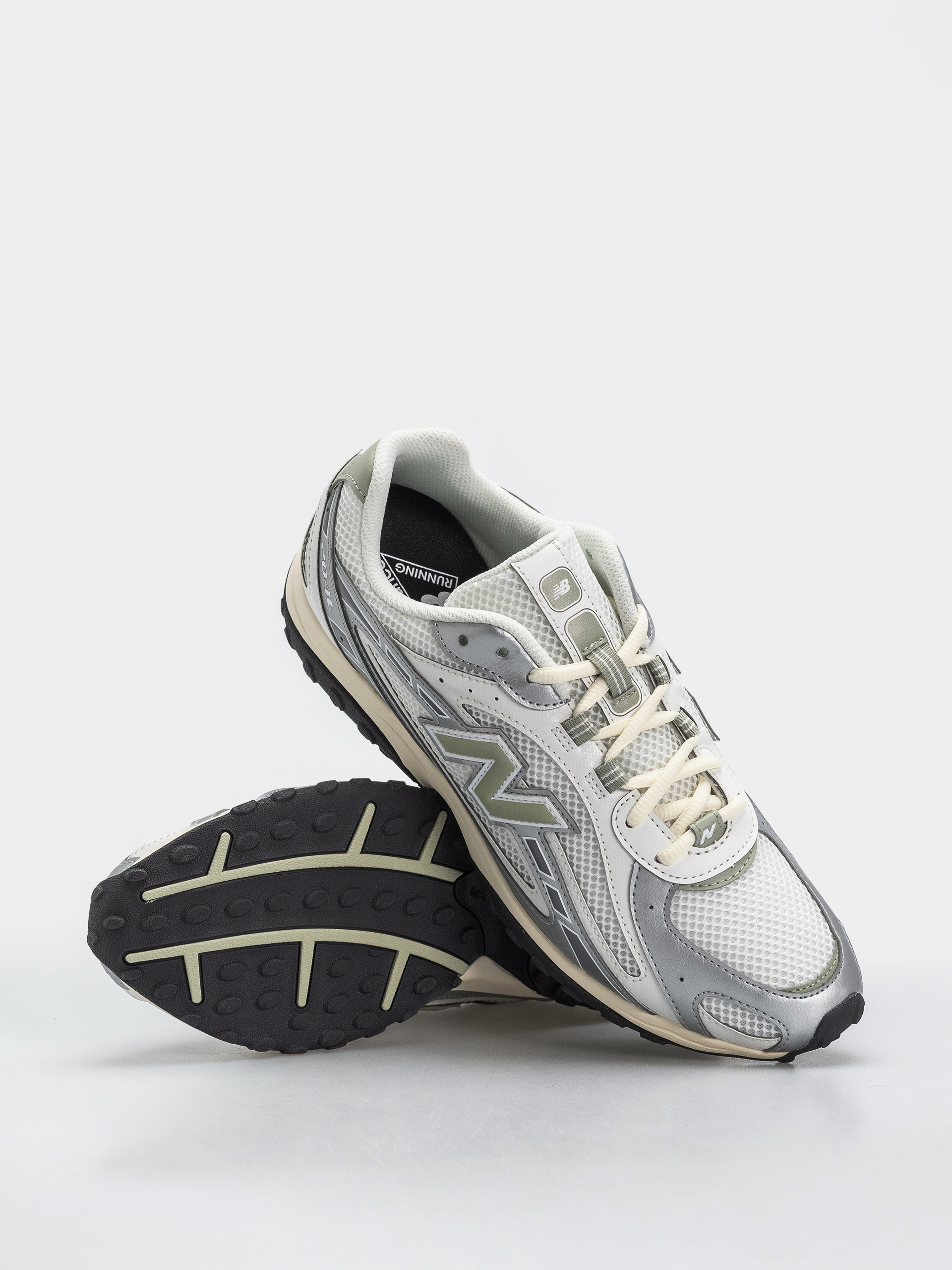 New Balance 204 Cipők (silver metallic/garter snake swb)