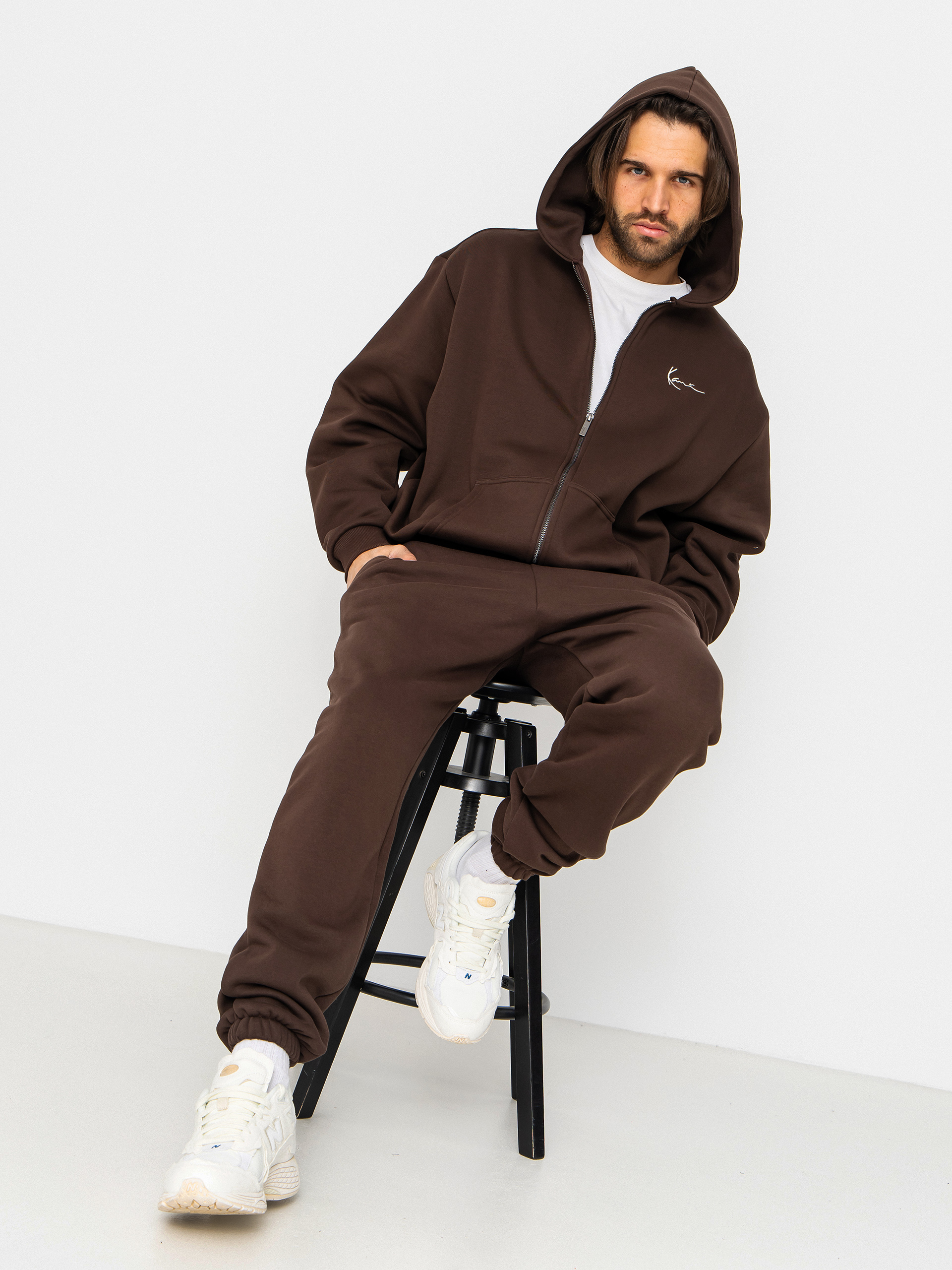 Kapucnis pulóver Karl Kani Small Signature Essential ZHD (brown)