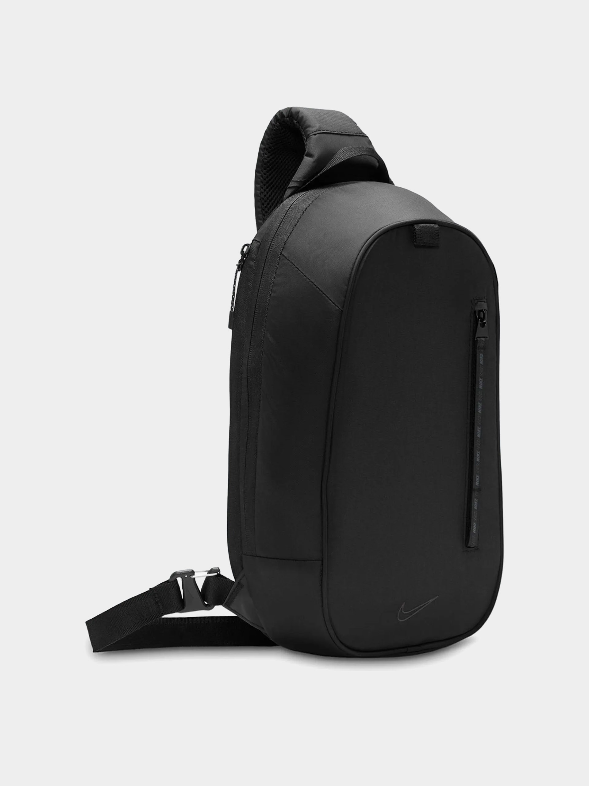 Hátizsák Nike SB Sportswear Commute Sling (black/black/anthracite)
