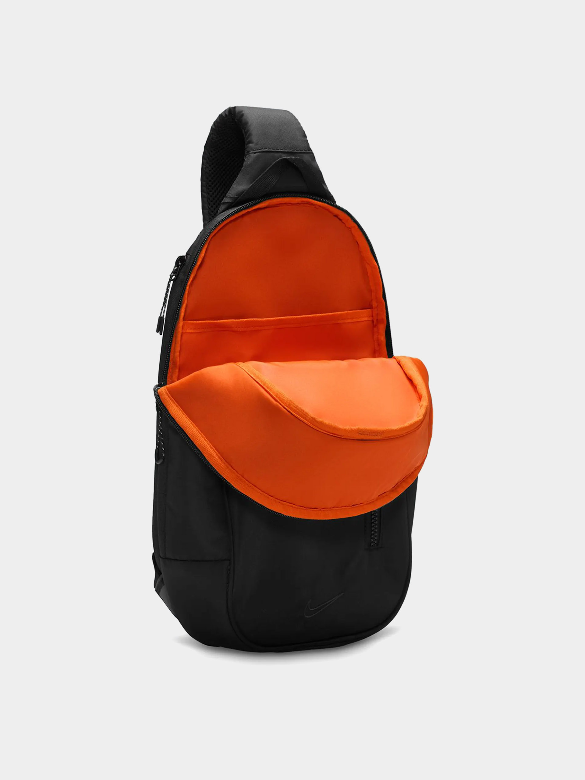 Hátizsák Nike SB Sportswear Commute Sling (black/black/anthracite)