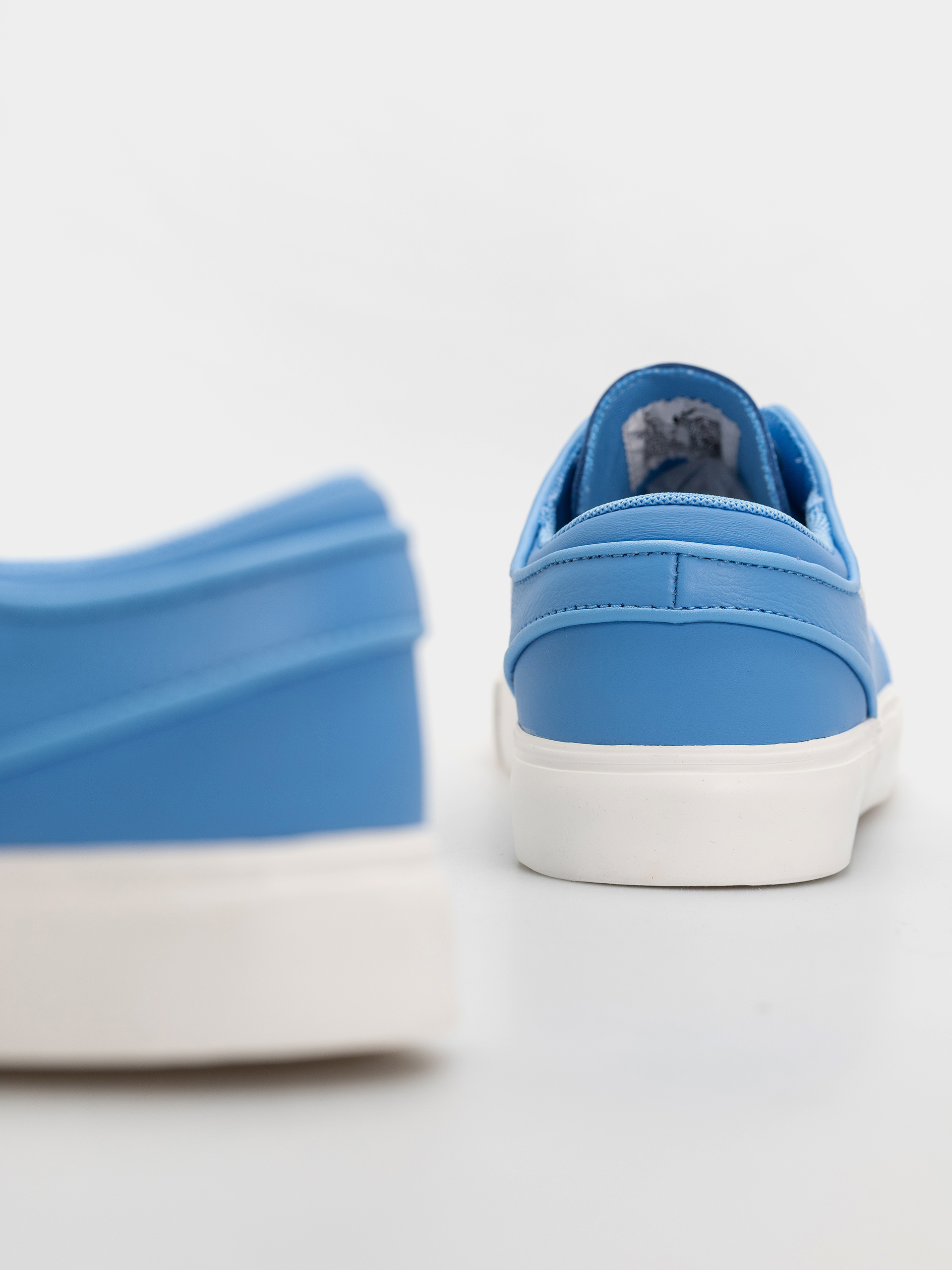 Nike SB Zoom Janoski OG+ ISO Cipők (university blue/sail university blue)