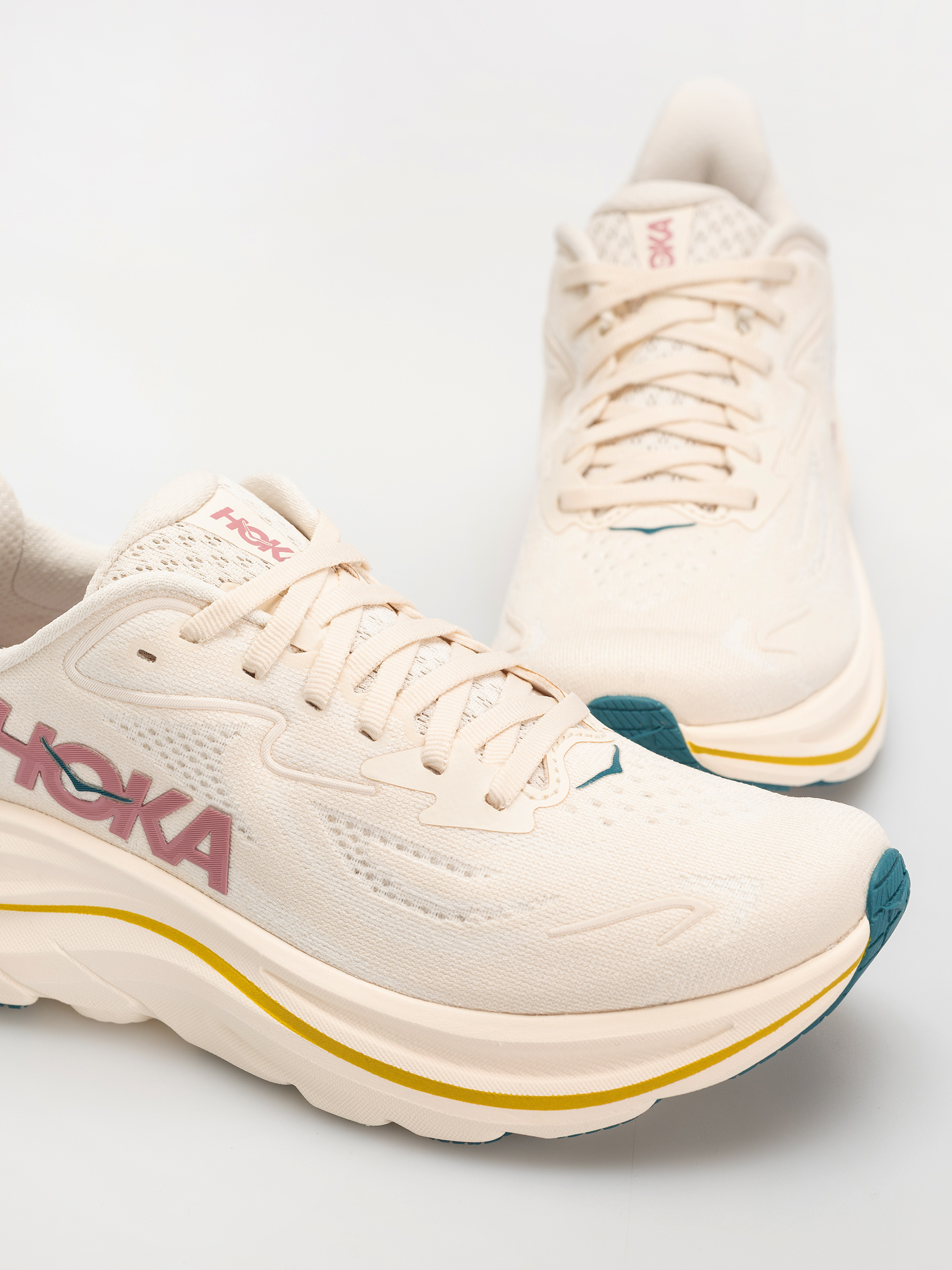Hoka Clifton 10 Wmn Cipők (birch/alabaster)