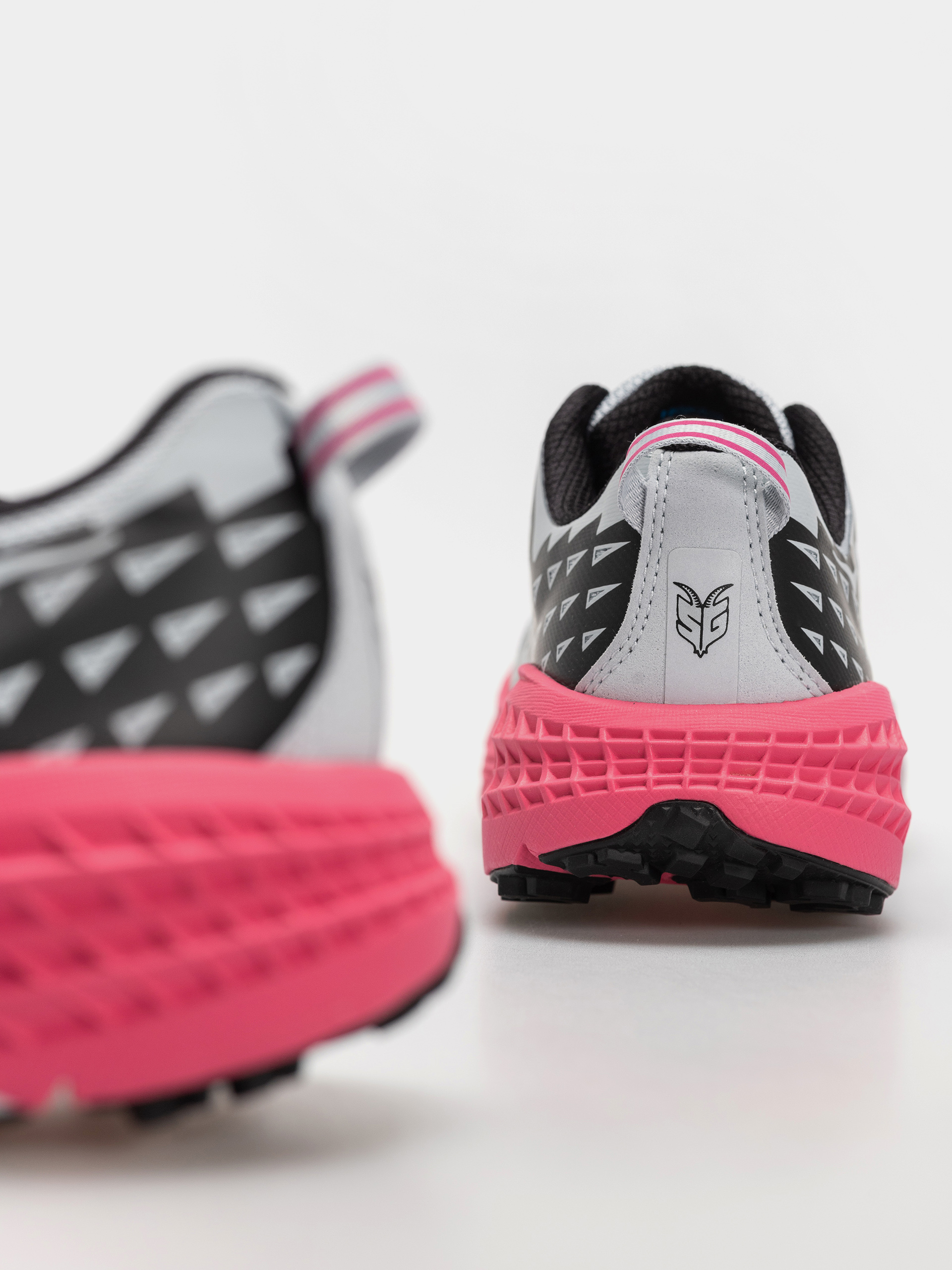 Hoka Speedgoat 2 Cipők (mineral blue/rhubarb)