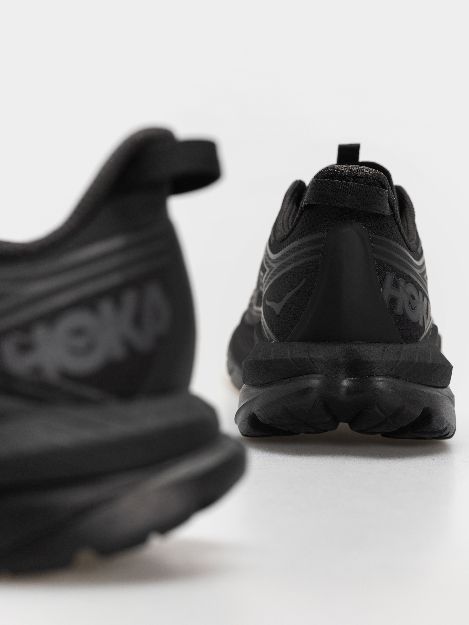 Hoka Mach Remastered Cipők (obsidian/obsidian)