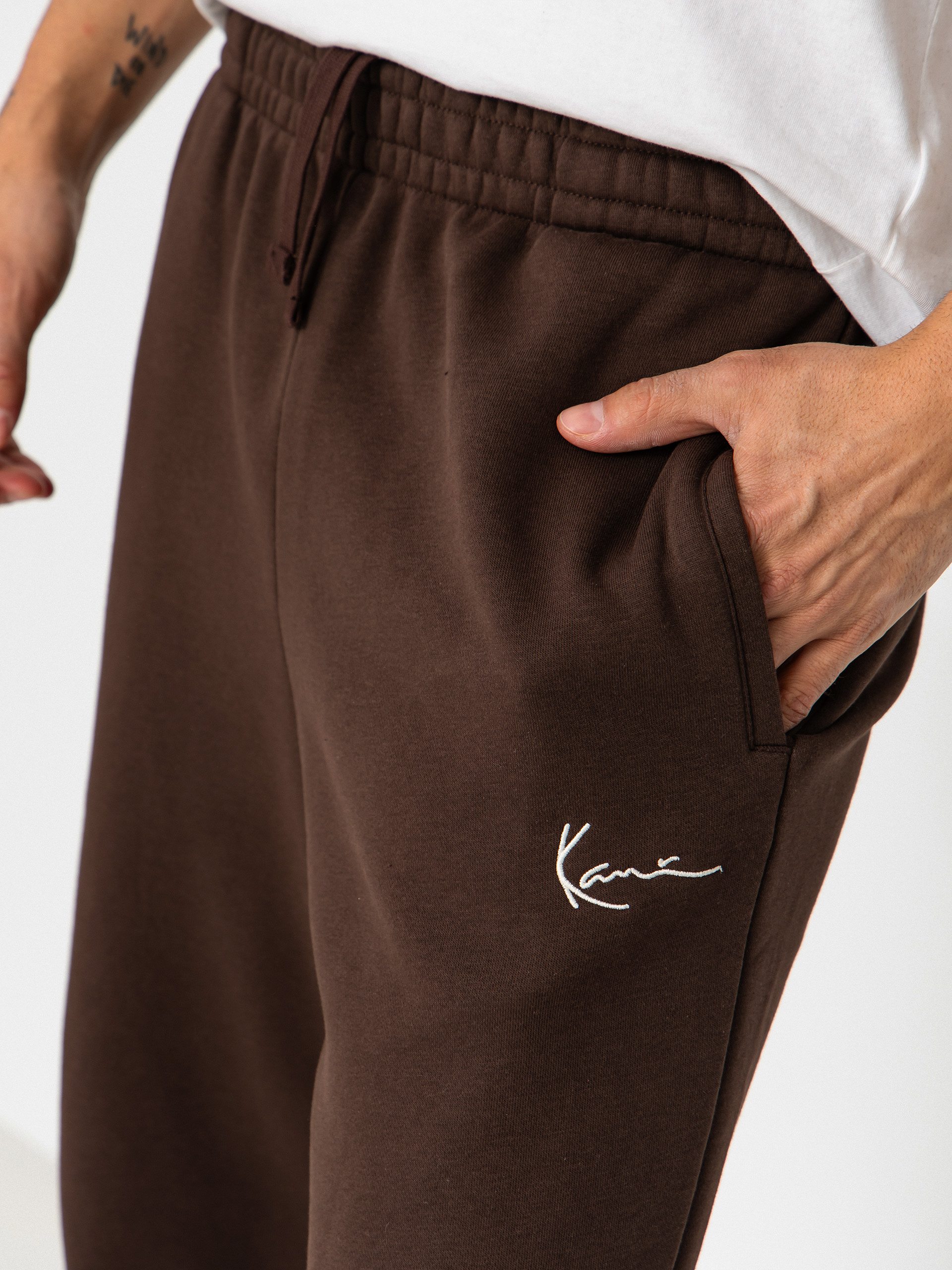 Karl Kani Small Signature Essential Baggy Kisnadrág (brown)