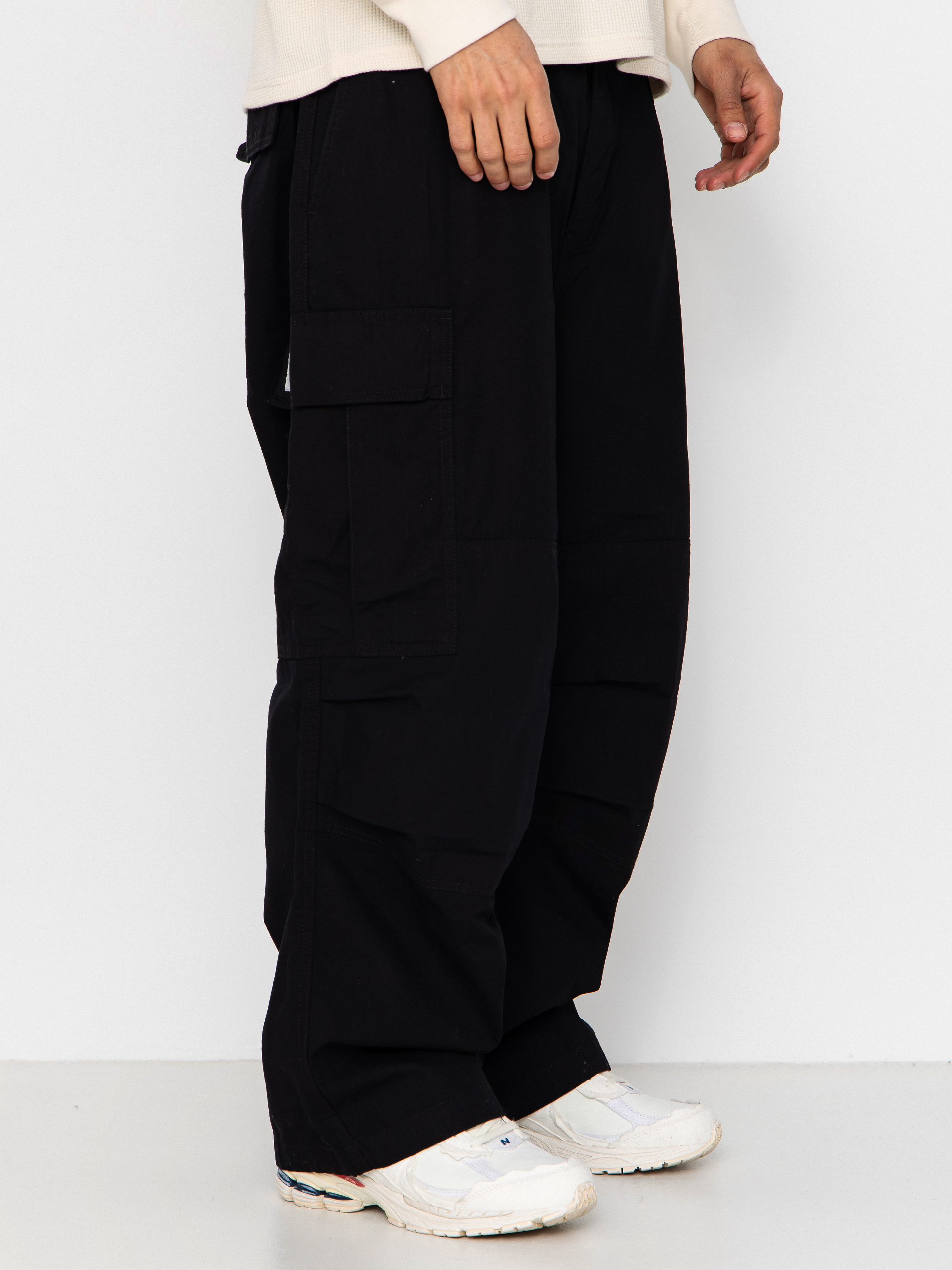 Carhartt WIP Jet Cargo Kisnadrág (black)