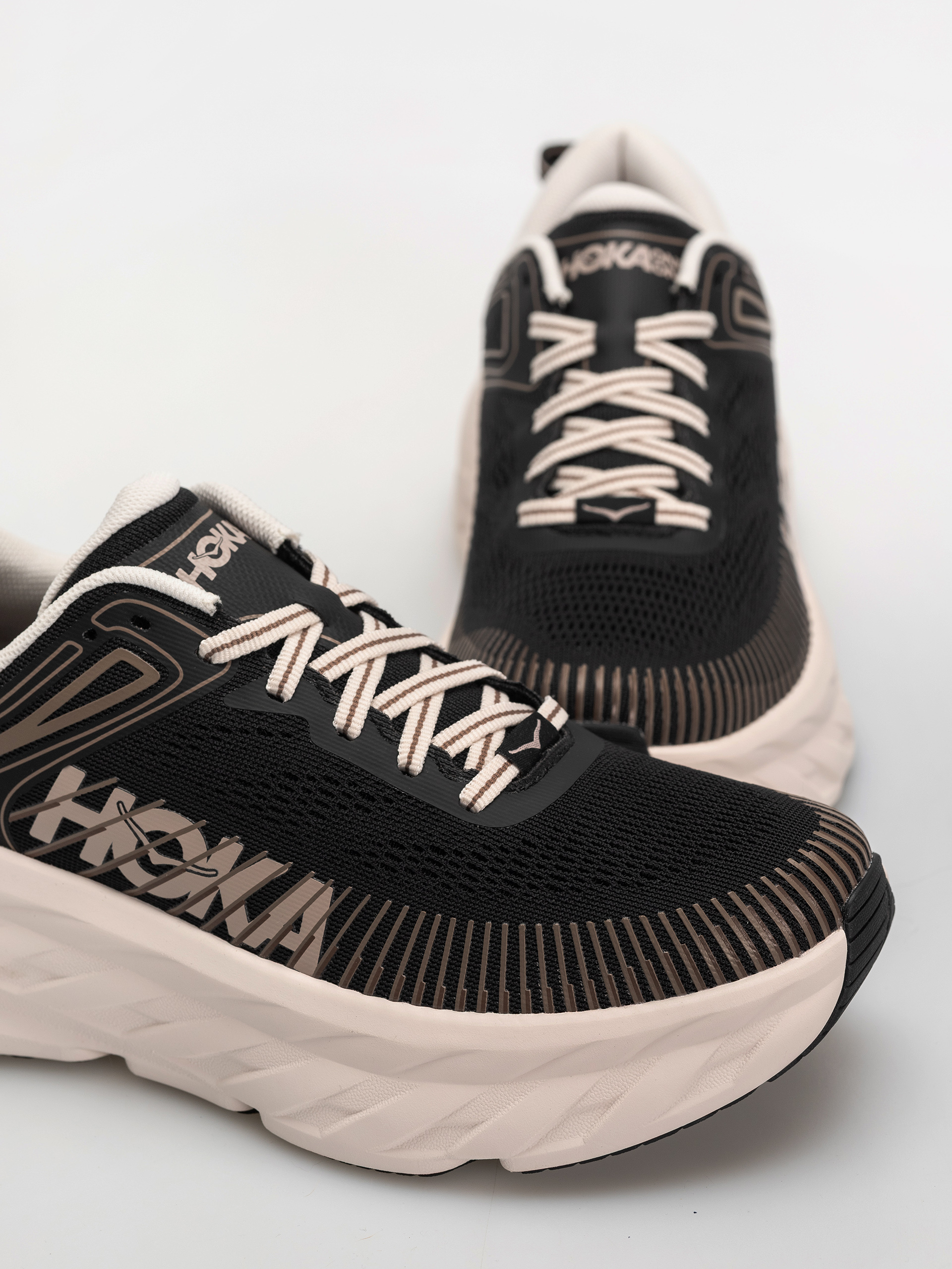 Hoka Bondi 7 Wmn Cipők (black/rose cream)