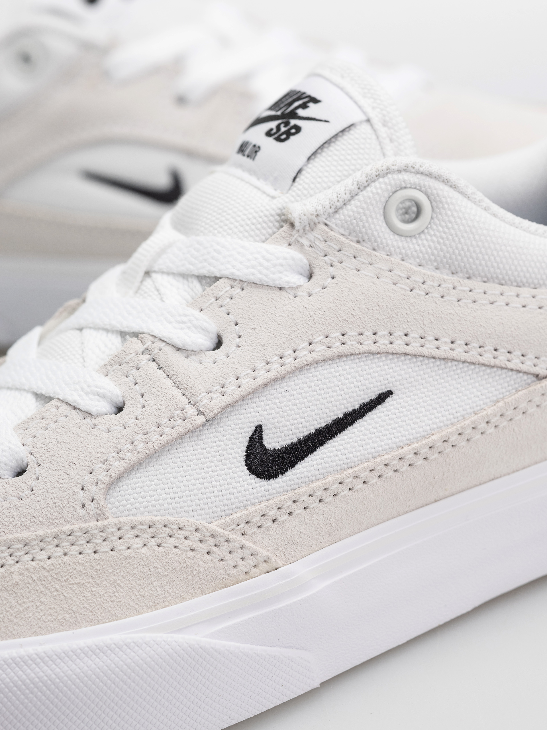 Nike SB Malor Cipők (white/black/summit white/gum light brown)