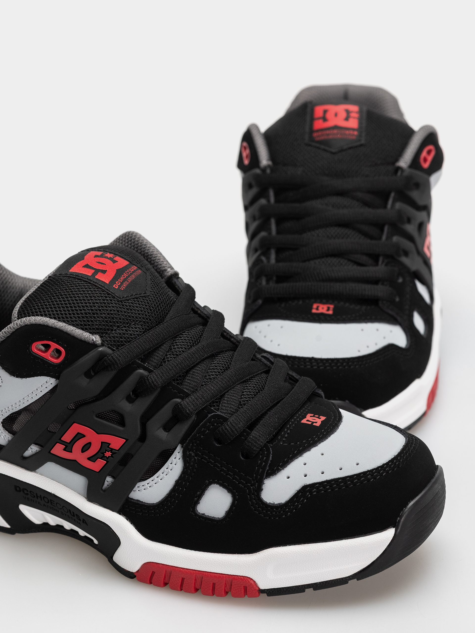 DC At 2 Cipők (black/grey/red)