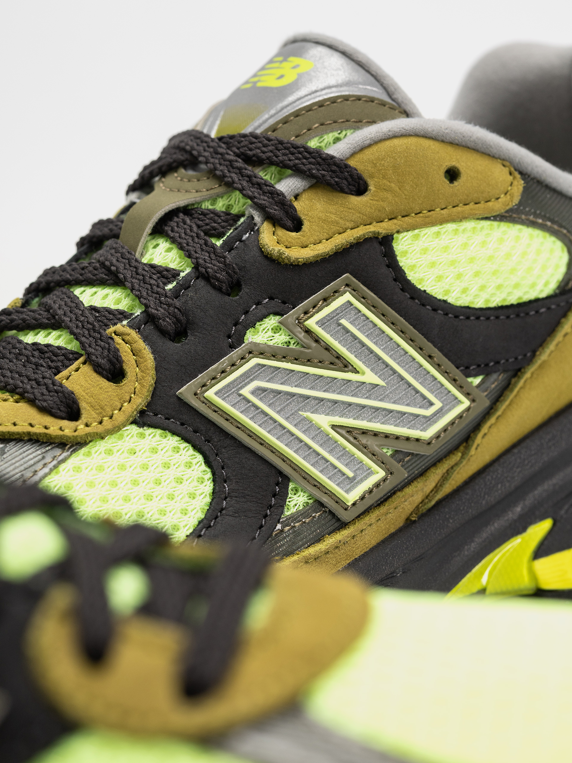New Balance 2010 Cipők (sea moss/afterglow/alkaline green)