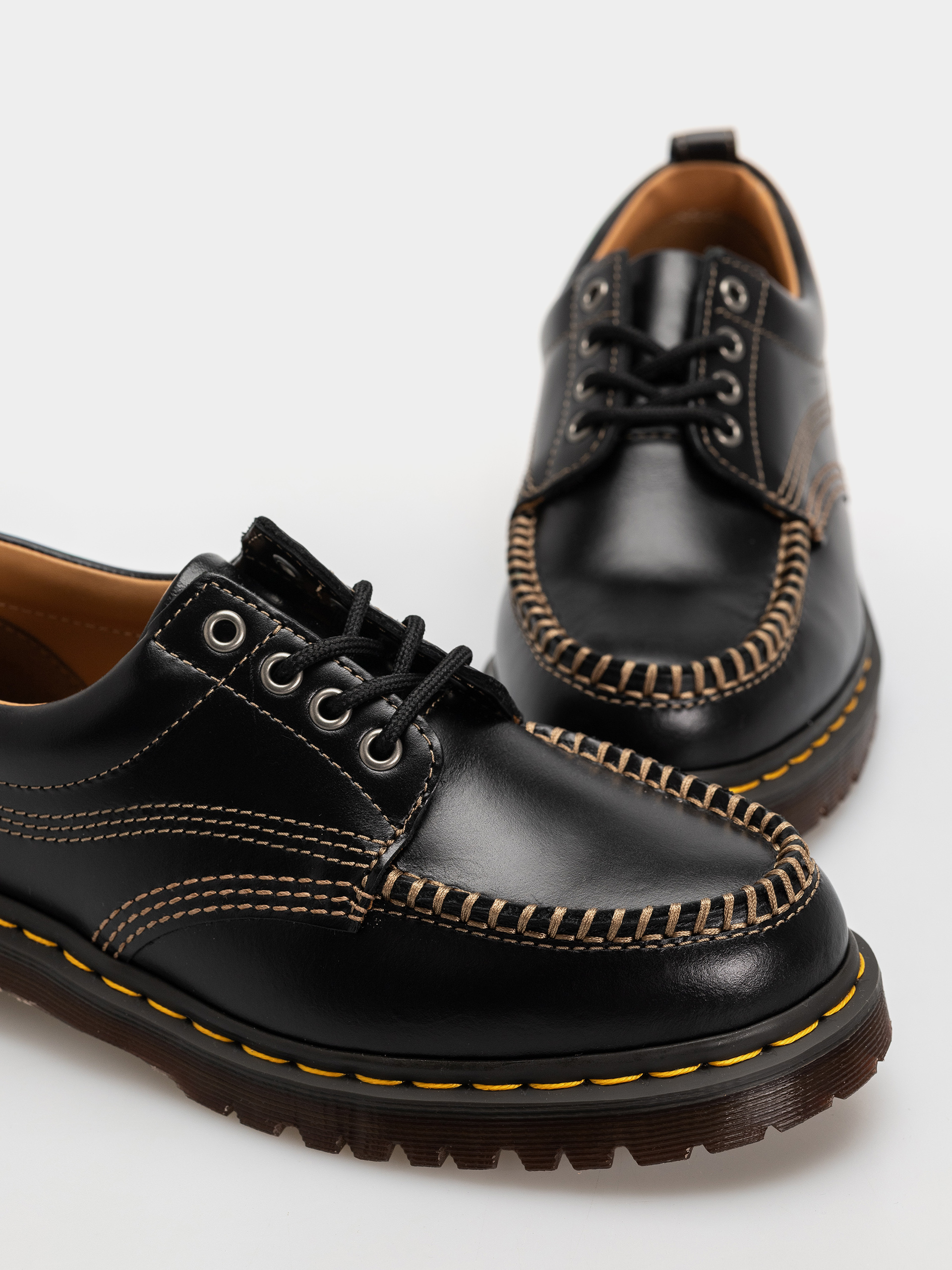 Dr. Martens Lowell Cipők (black analine)