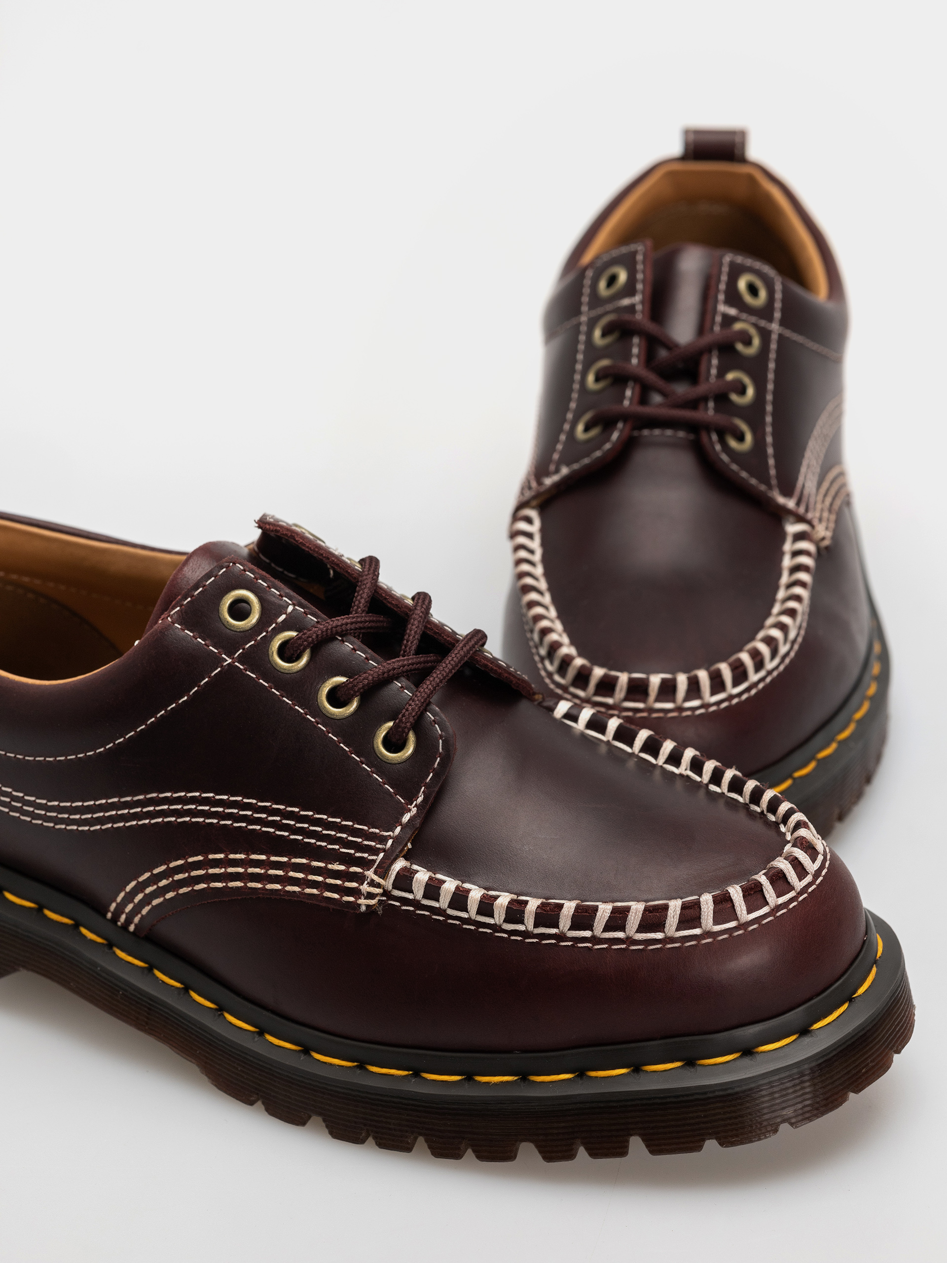 Dr. Martens Lowell Cipők (cherry red orleans)
