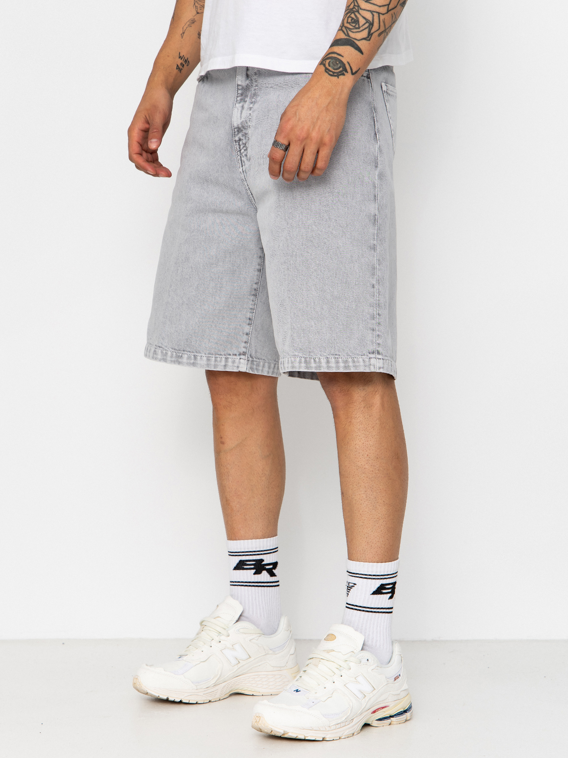 Carhartt WIP Landon Rövidnadrág (black chalk wash)