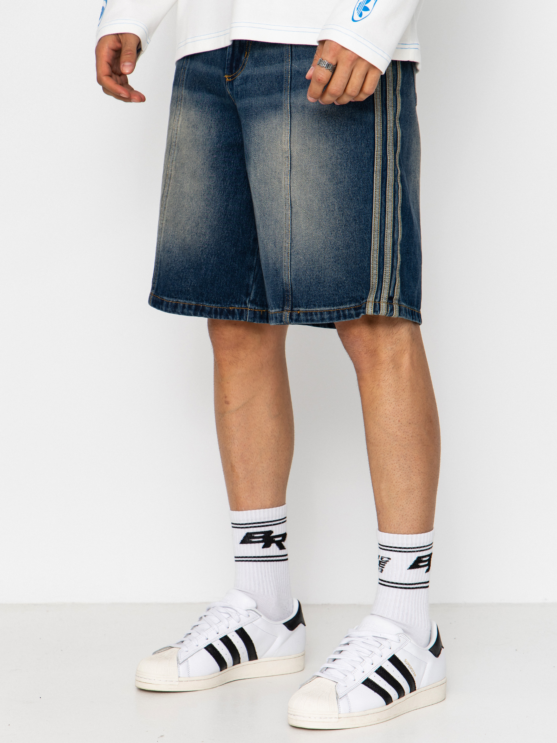 Rövidnadrág adidas Tyshawn Wd (inddnm)