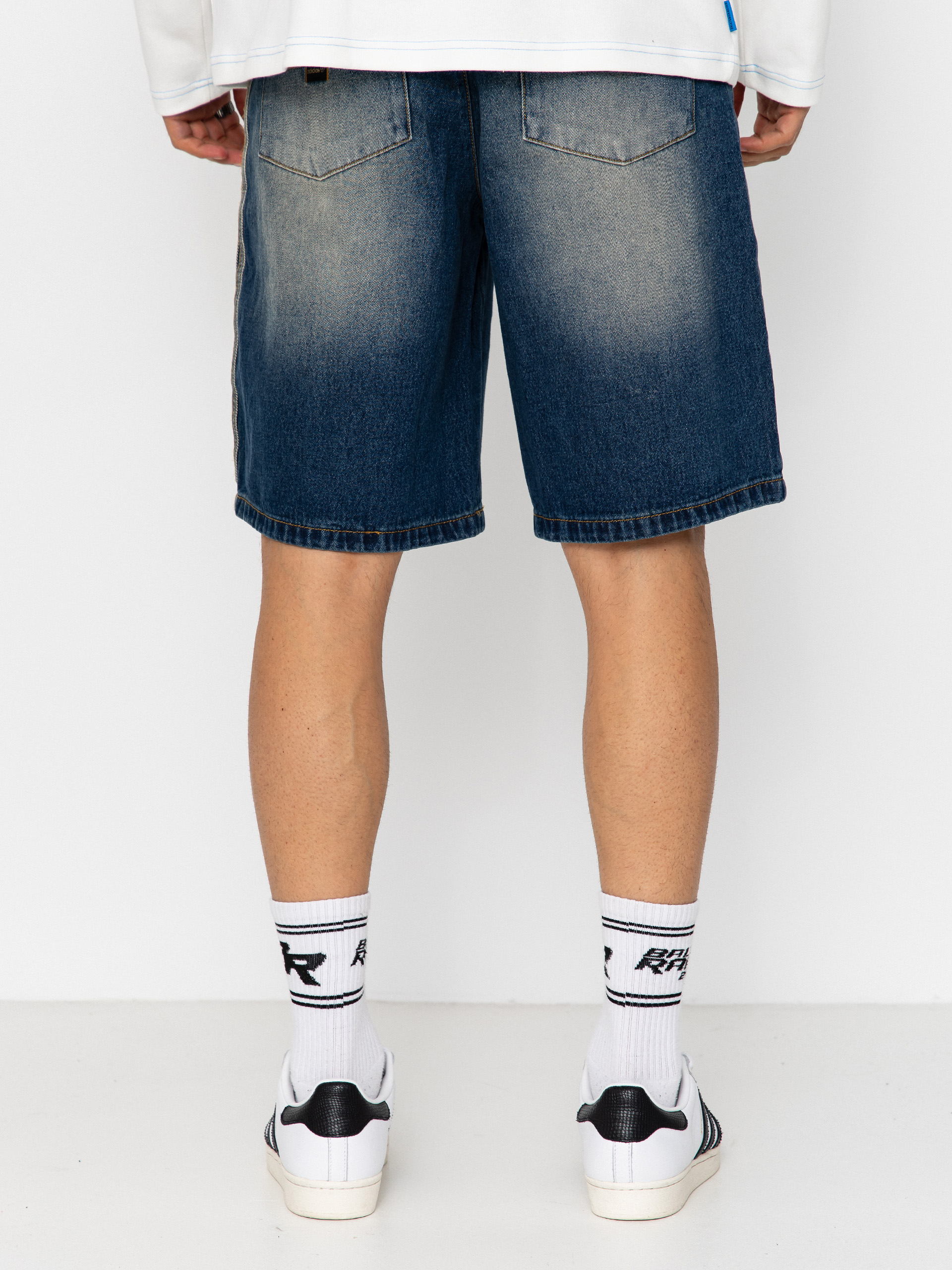 Rövidnadrág adidas Tyshawn Wd (inddnm)